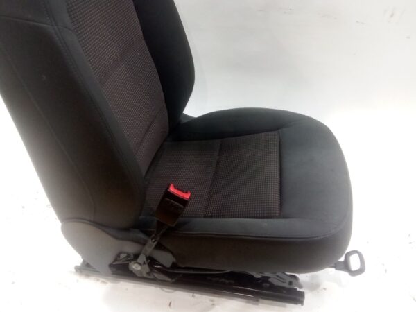 asiento_delantero_izquierdo_8k0881515_n2p_tapizado_de_asientos_en_tela_8k0_881_515_audi_q5_8rb_2_0_tdi_quattro