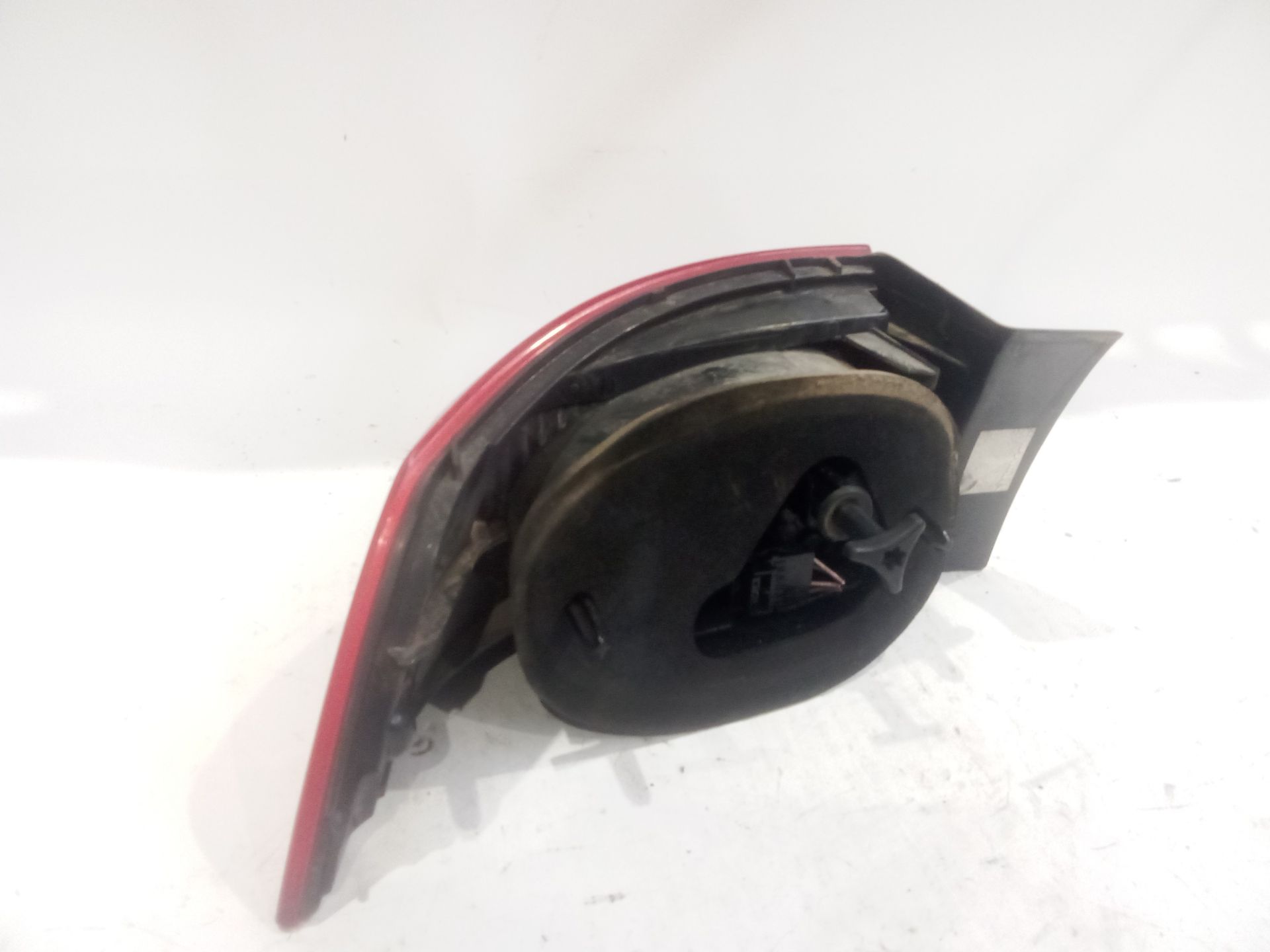 piloto_trasero_derecho_exterior_8200002474_renault_laguna_ii_bg0_1_2_0_dci_bg1t