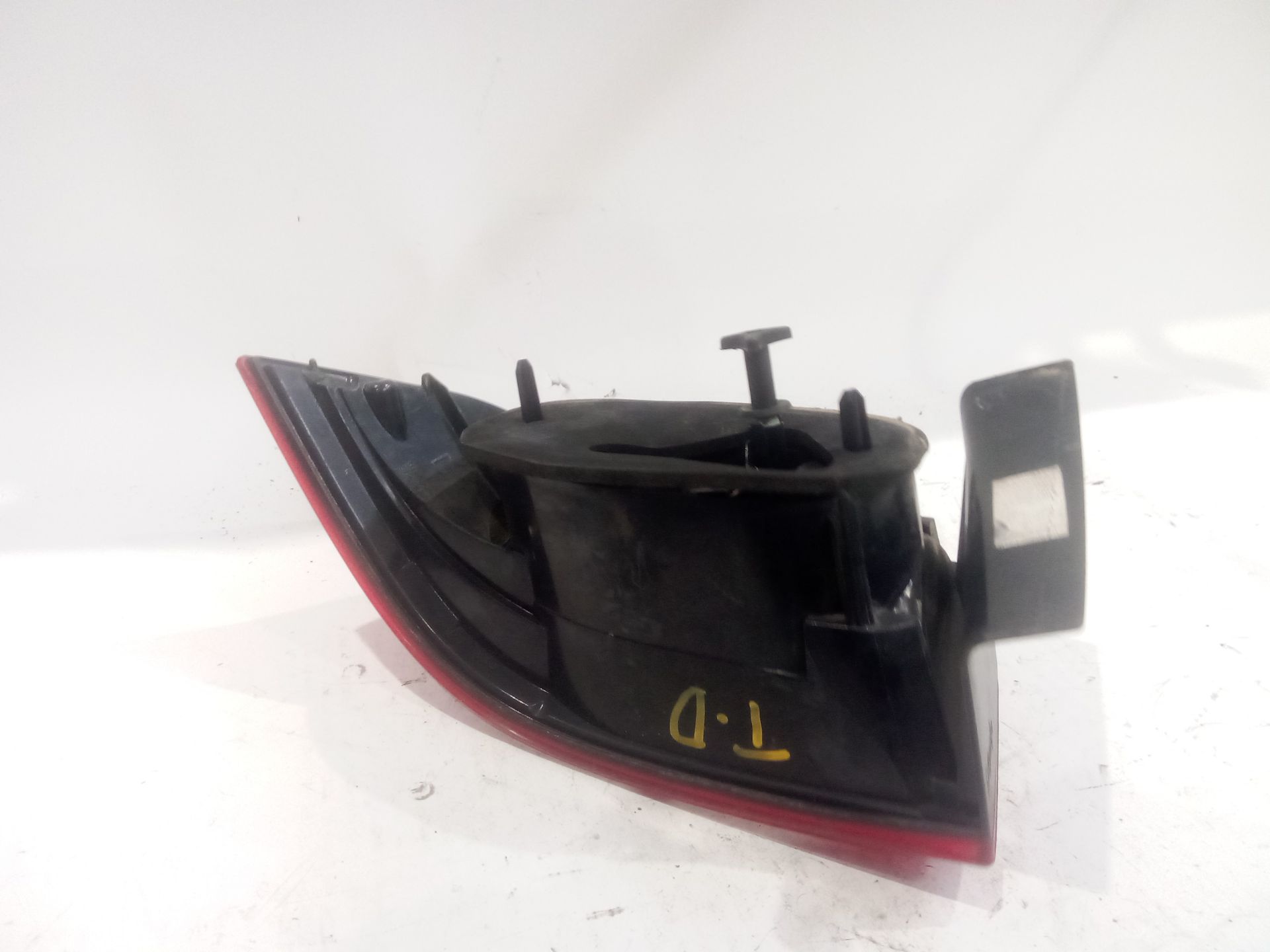 piloto_trasero_derecho_exterior_8200002474_renault_laguna_ii_bg0_1_2_0_dci_bg1t