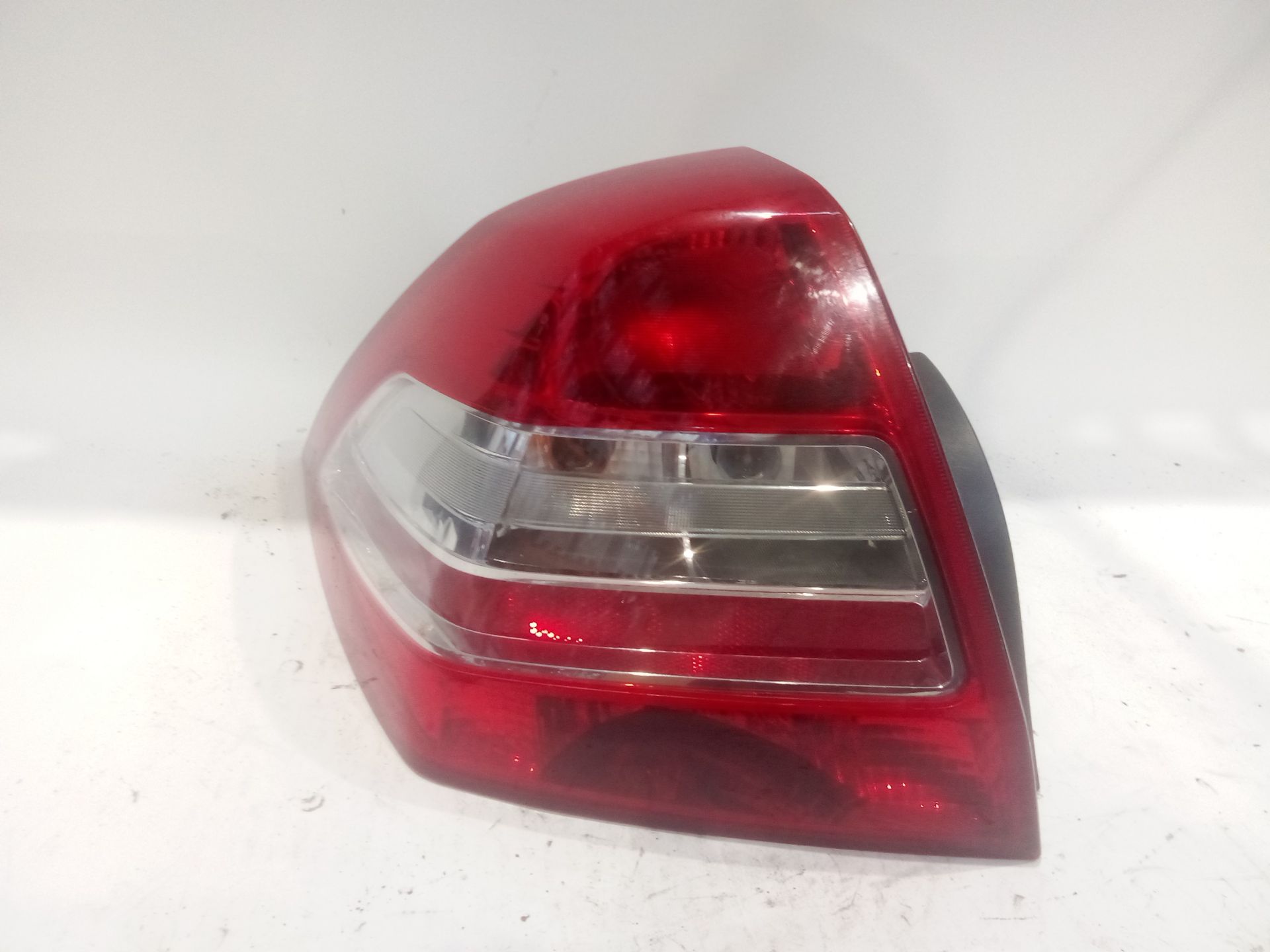 piloto_trasero_izquierdo_8200757700_20086999_renault_megane_ii_sedan_lm0_1_2_0_dci