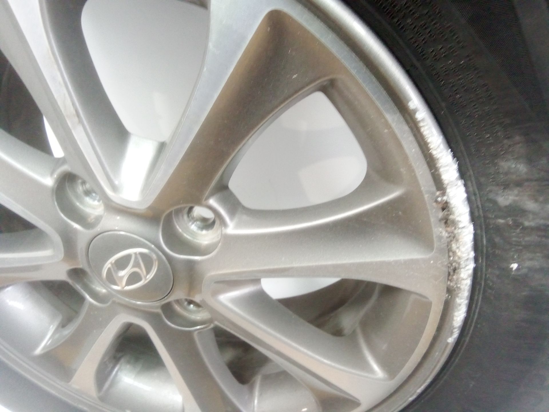 llanta_aluminio_52910b9200_hyundai_i10_ii_ba_ia_1_2