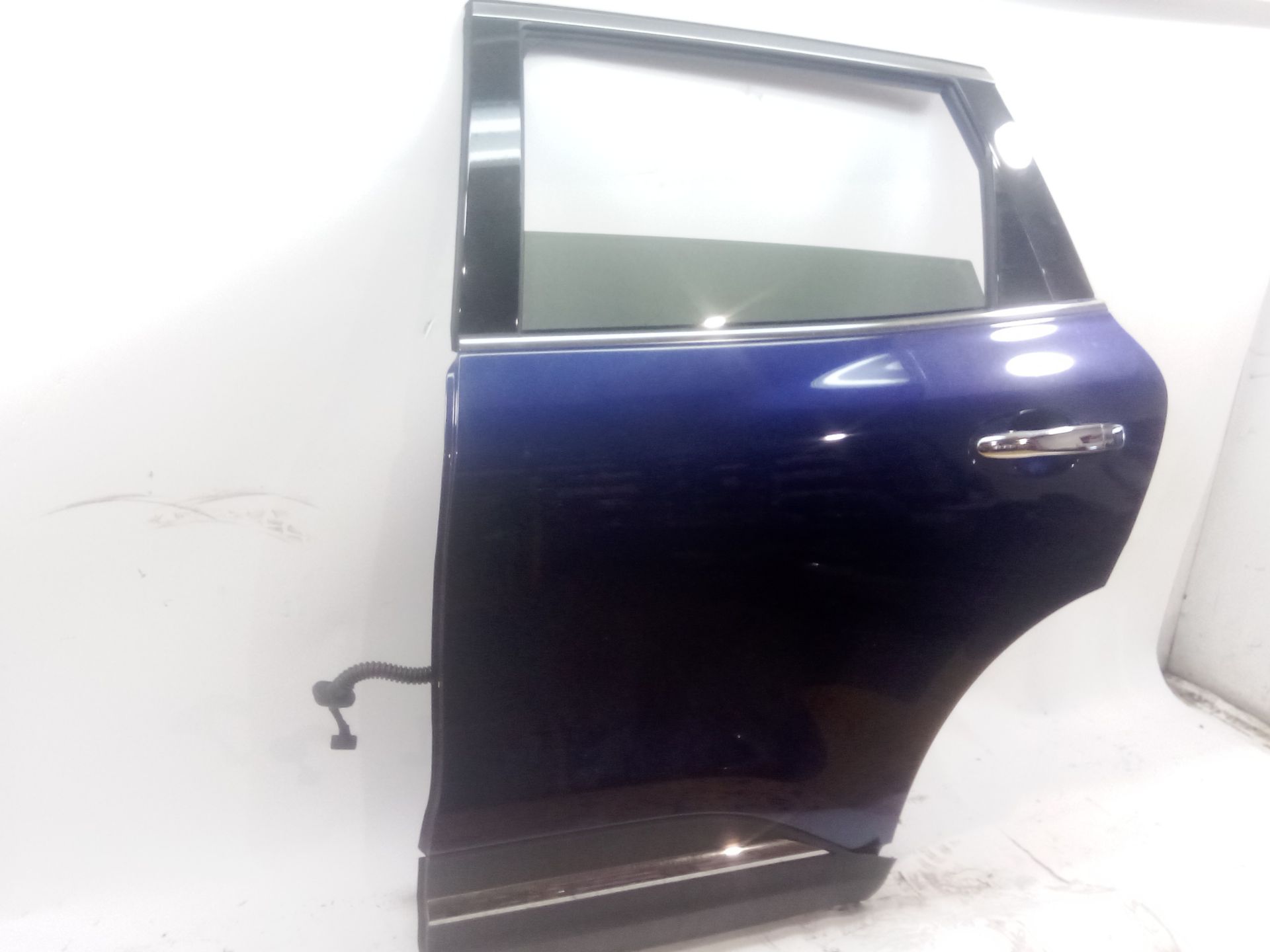 puerta_trasera_izquierda_821016219r_color_carroceria_tetxb_blue_meissen_renault_koleos_ii_hc_1_7_blue_dci_150_hca7