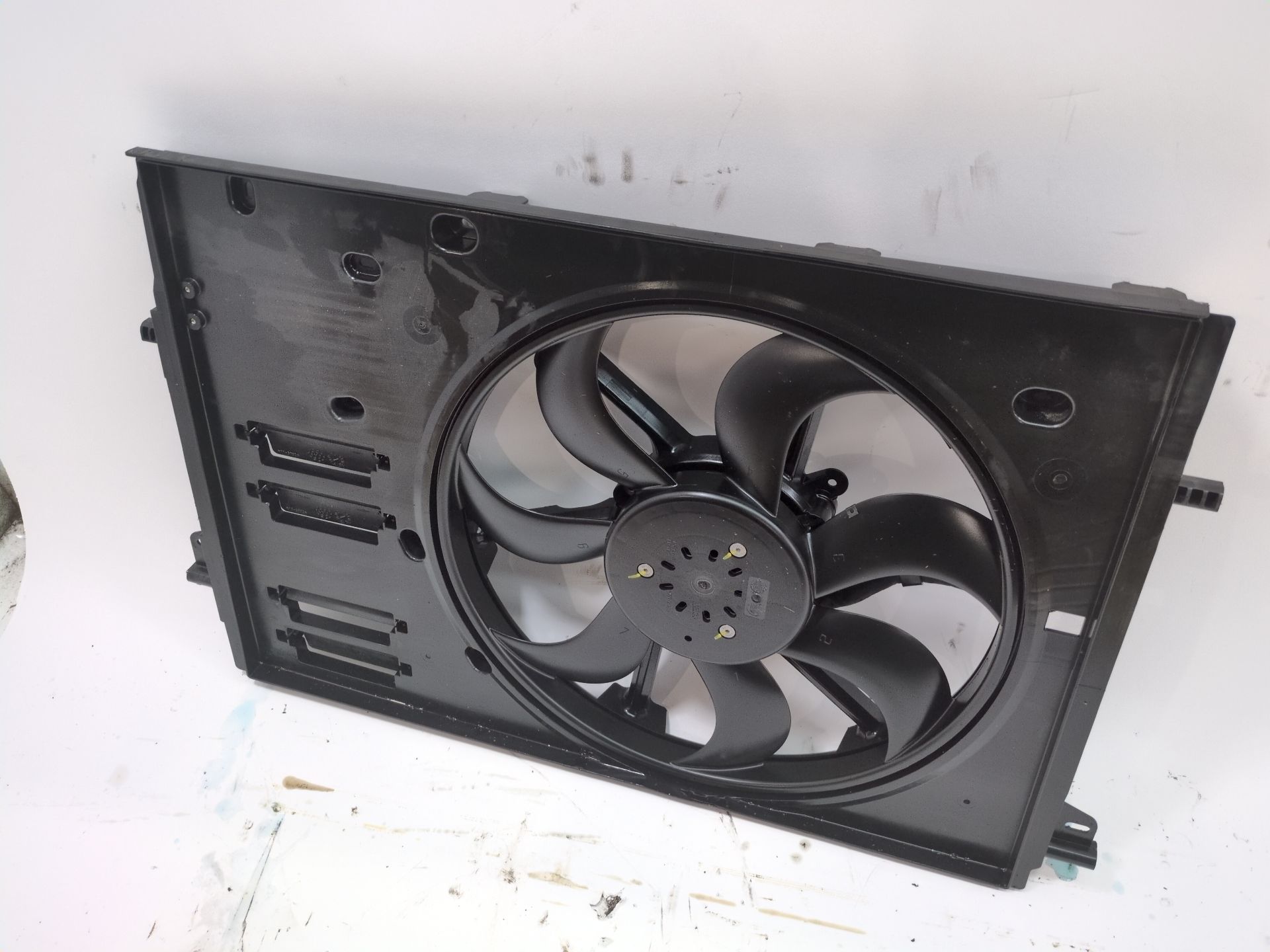 electroventilador_21481hv80b_renault_koleos_ii_hc_1_7_blue_dci_150_hca7