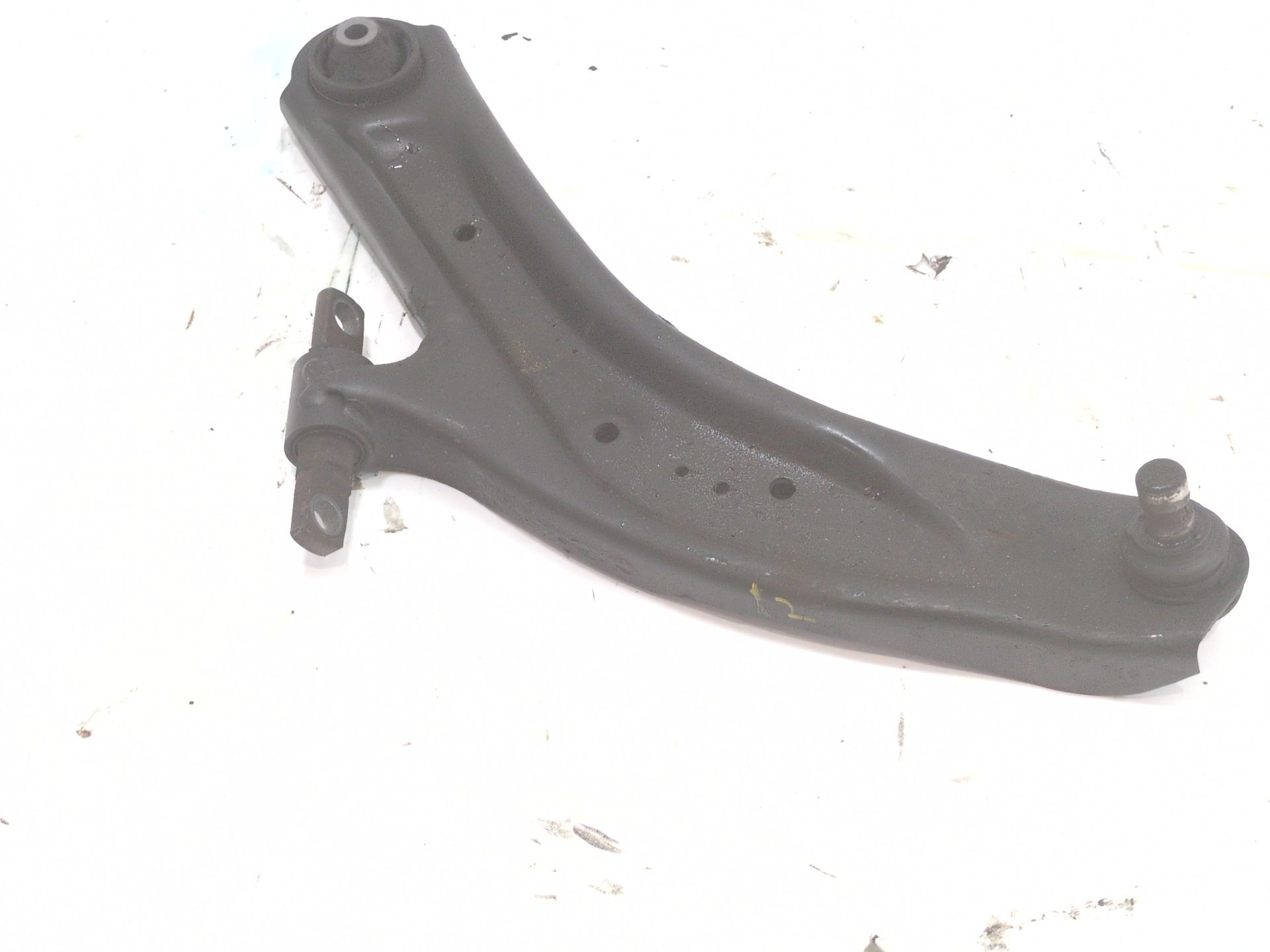 brazo_suspension_inferior_delantero_izquierdo_545013557r_renault_koleos_ii_hc_1_7_blue_dci_150_hca7