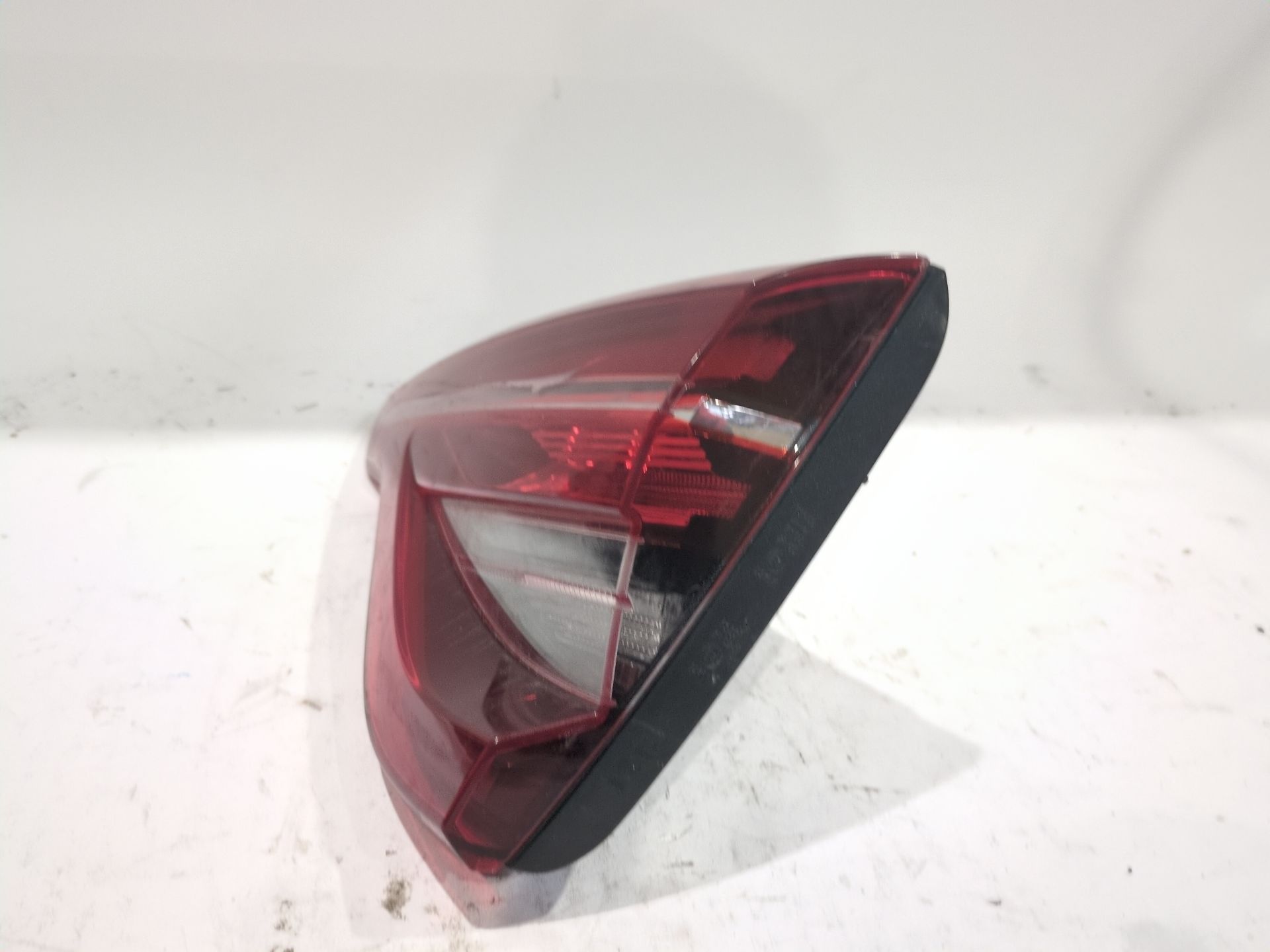 piloto_trasero_derecho_interior_265503304r_renault_clio_v_b7_tce_90_b7mt