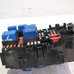 caja_reles_fusibles_243805499r_renault_clio_v_b7_tce_90_b7mt