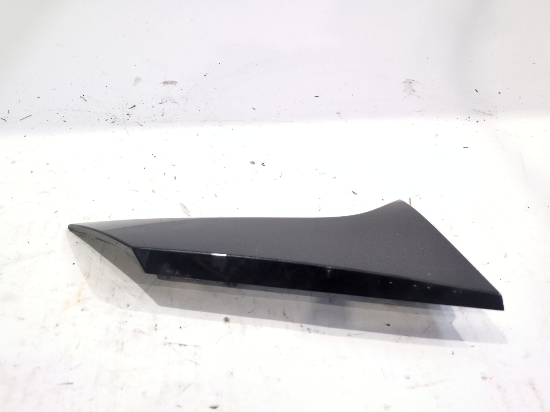 molduras_traseras_960320029r_renault_clio_v_b7_tce_90_b7mt