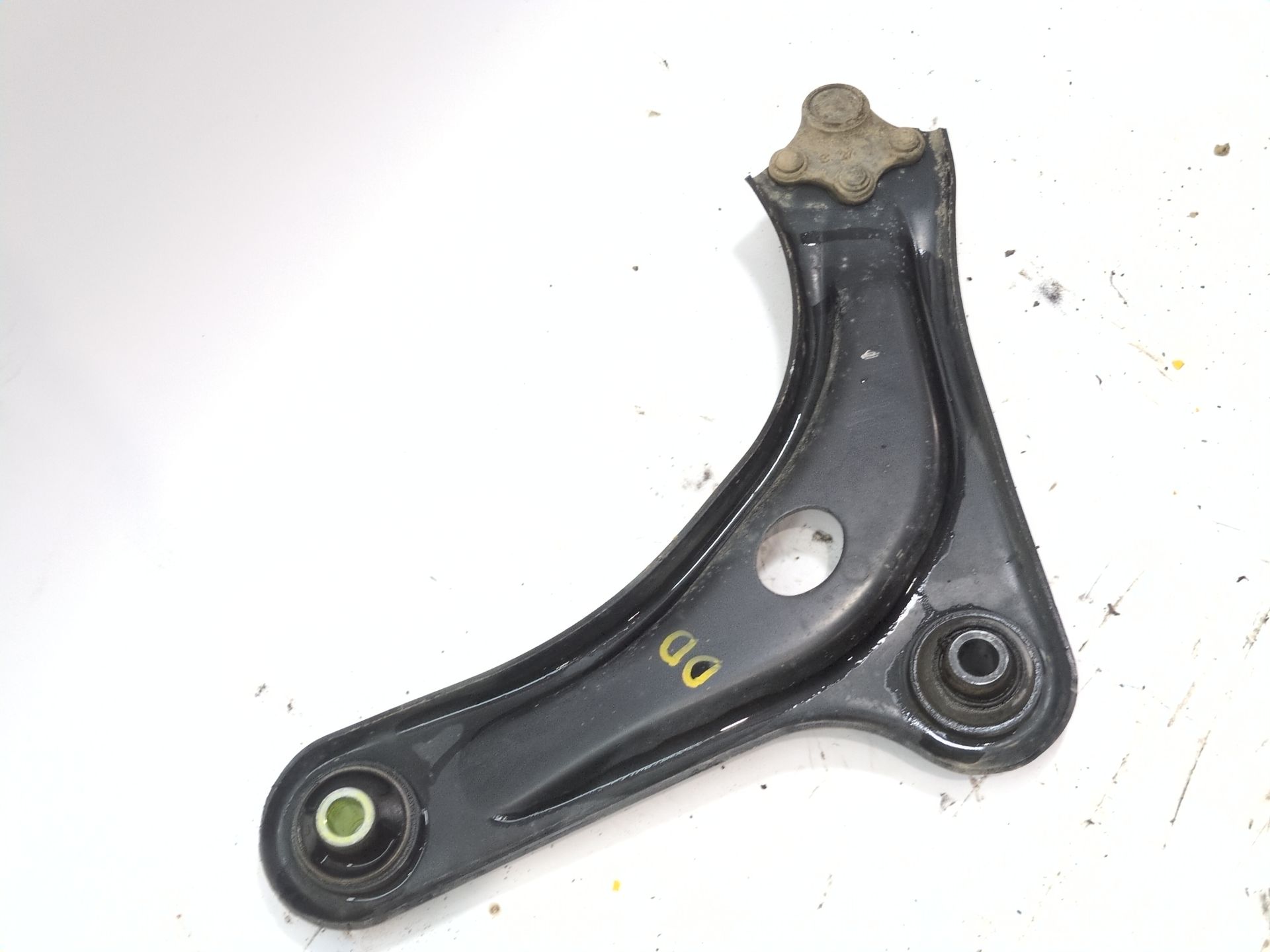 brazo_suspension_inferior_delantero_derecho_9670771480_citr_n_c3_iii_sx_1_2_puretech_82