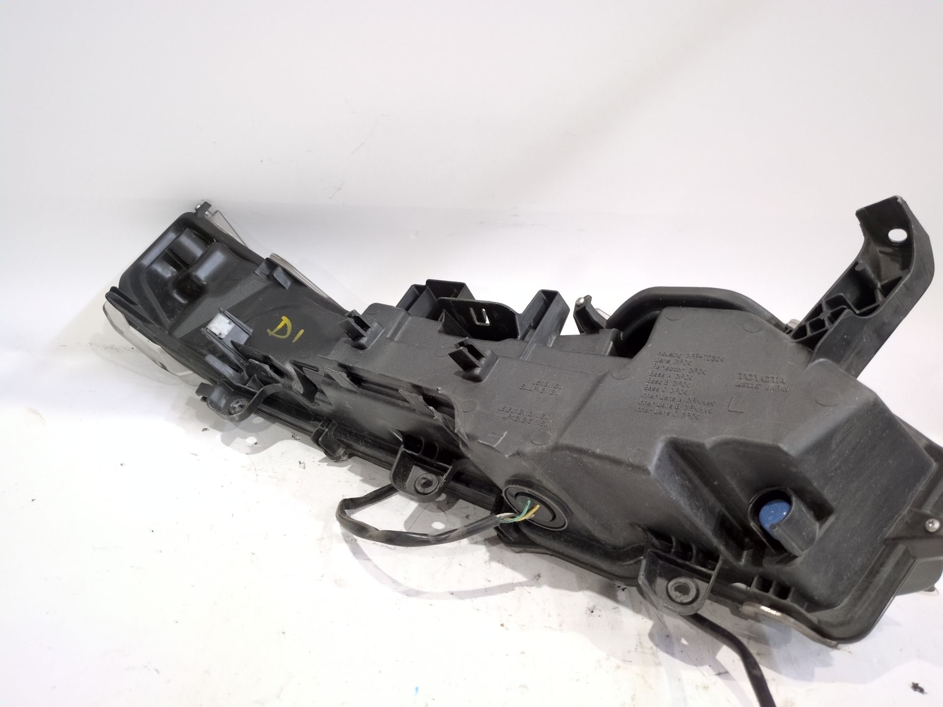 intermitente_delantero_izquierdo_8162078090_lexus_nx_z1_300h_awd_ayz15