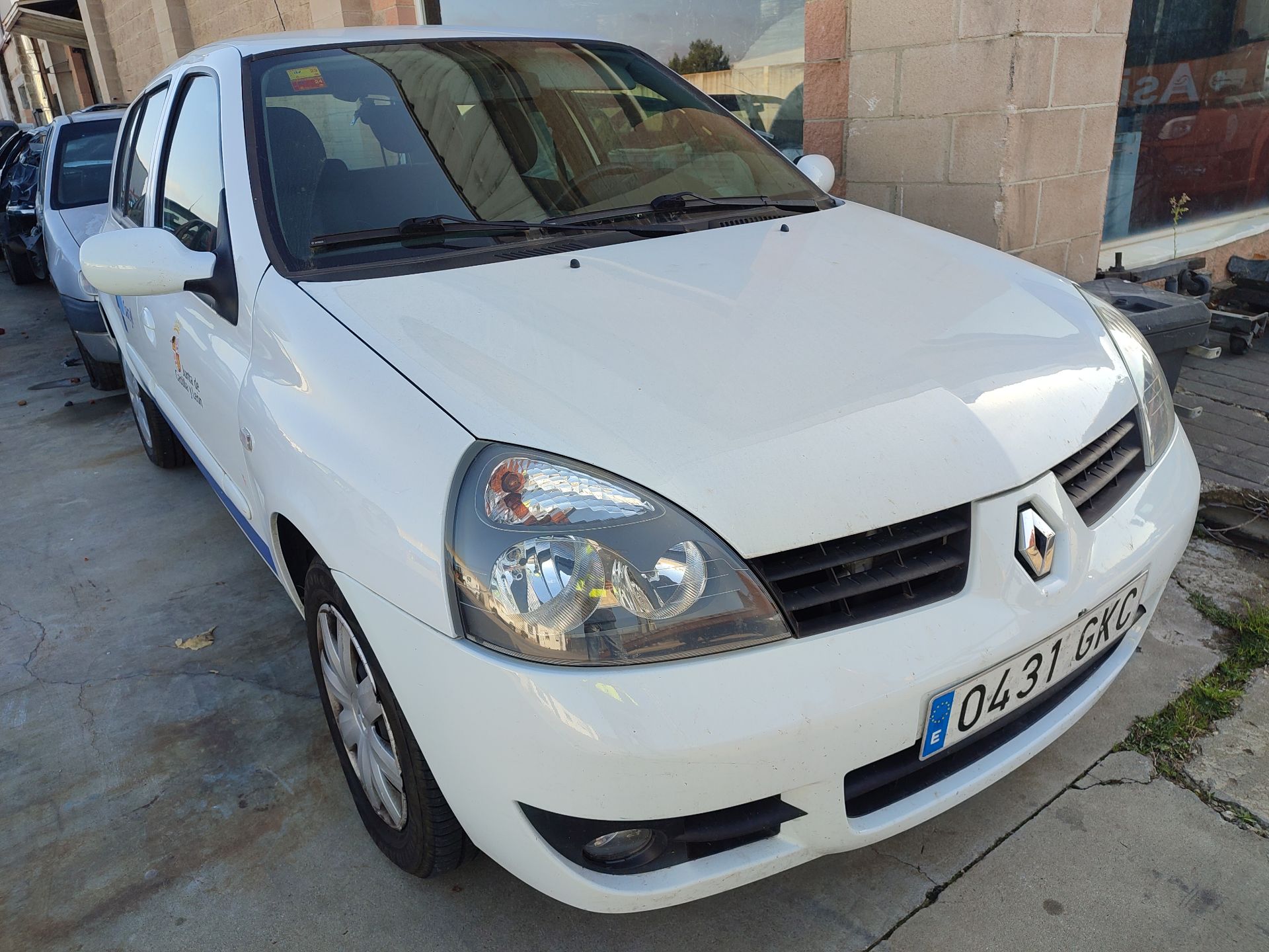 renault_clio_ii_bb_cb