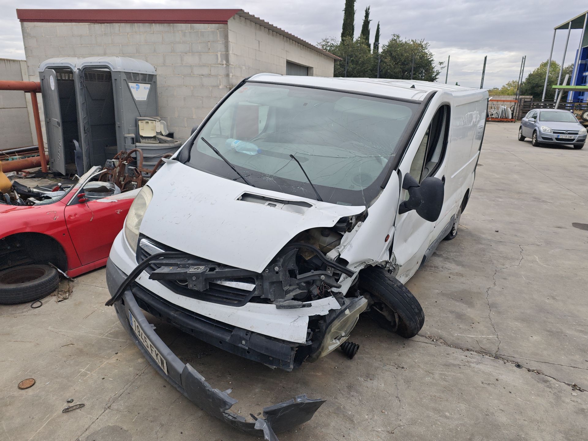 opel_vivaro_a_furgoneta_x83