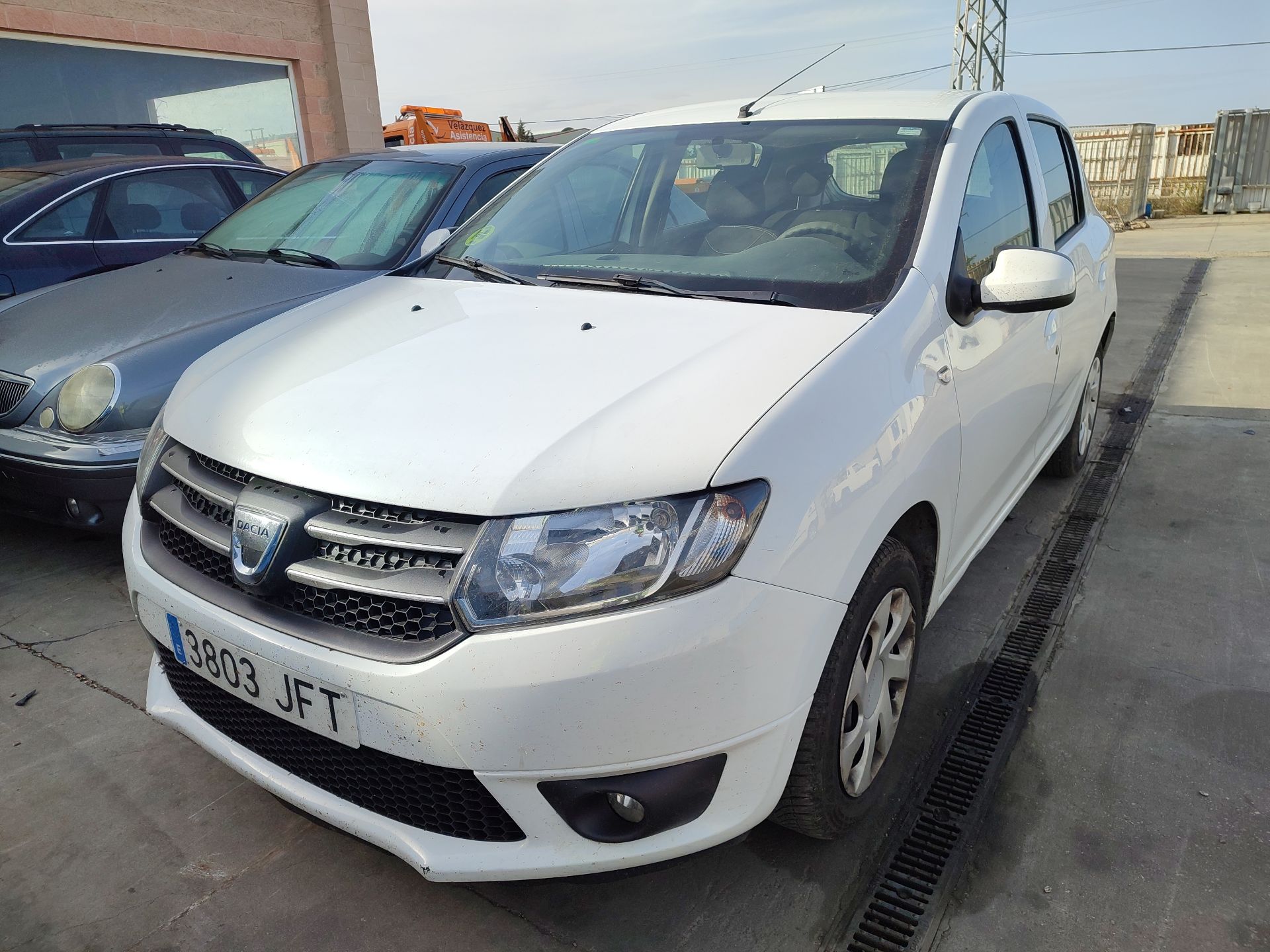 dacia_sandero_ii_b8