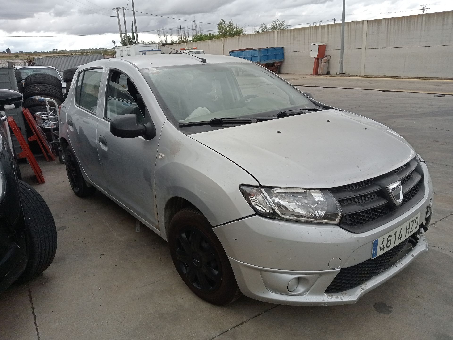 dacia_sandero_ii_b8