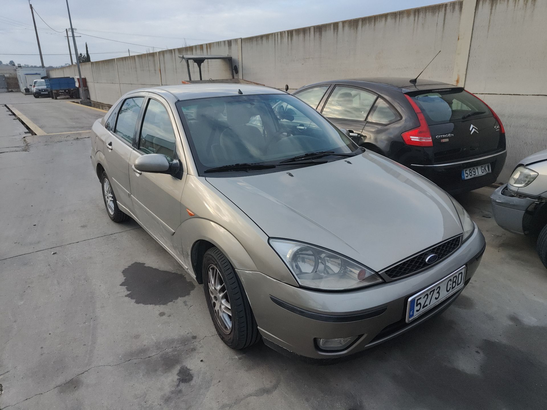 ford_focus_i_sedan_dfw