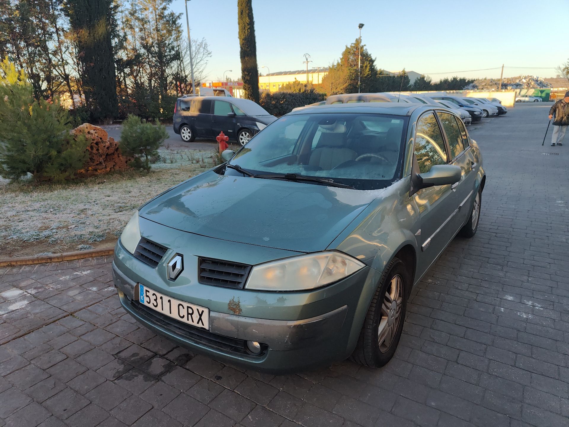 RENAULT MEGANE II SEDÁN (LM0/1_)