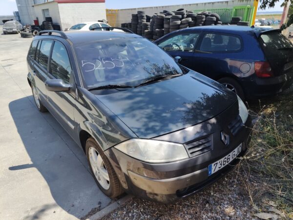 renault_megane_ii_furgon_ranchera_familiar_km_1_5_dci