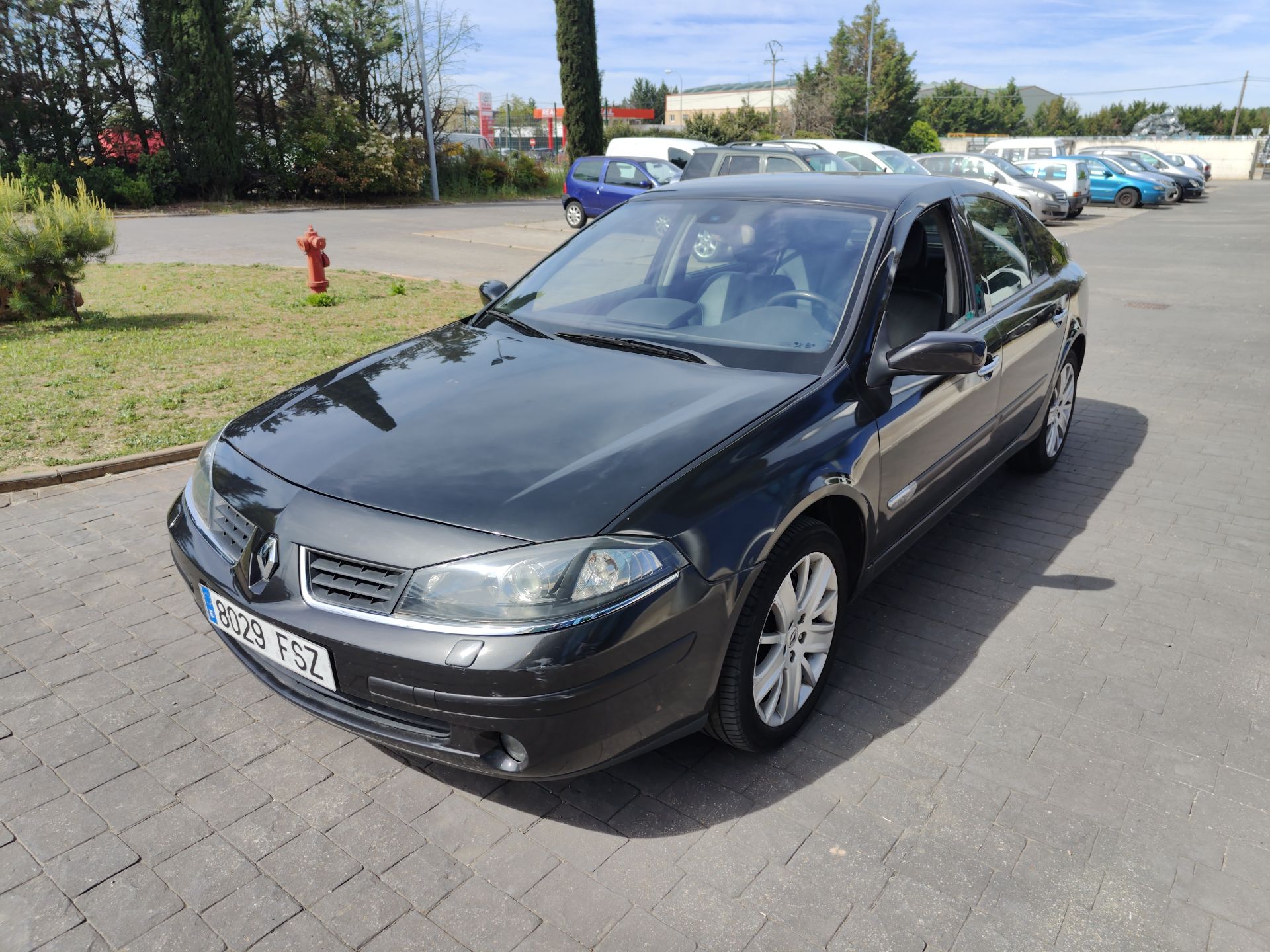 renault_laguna_ii_bg0_1
