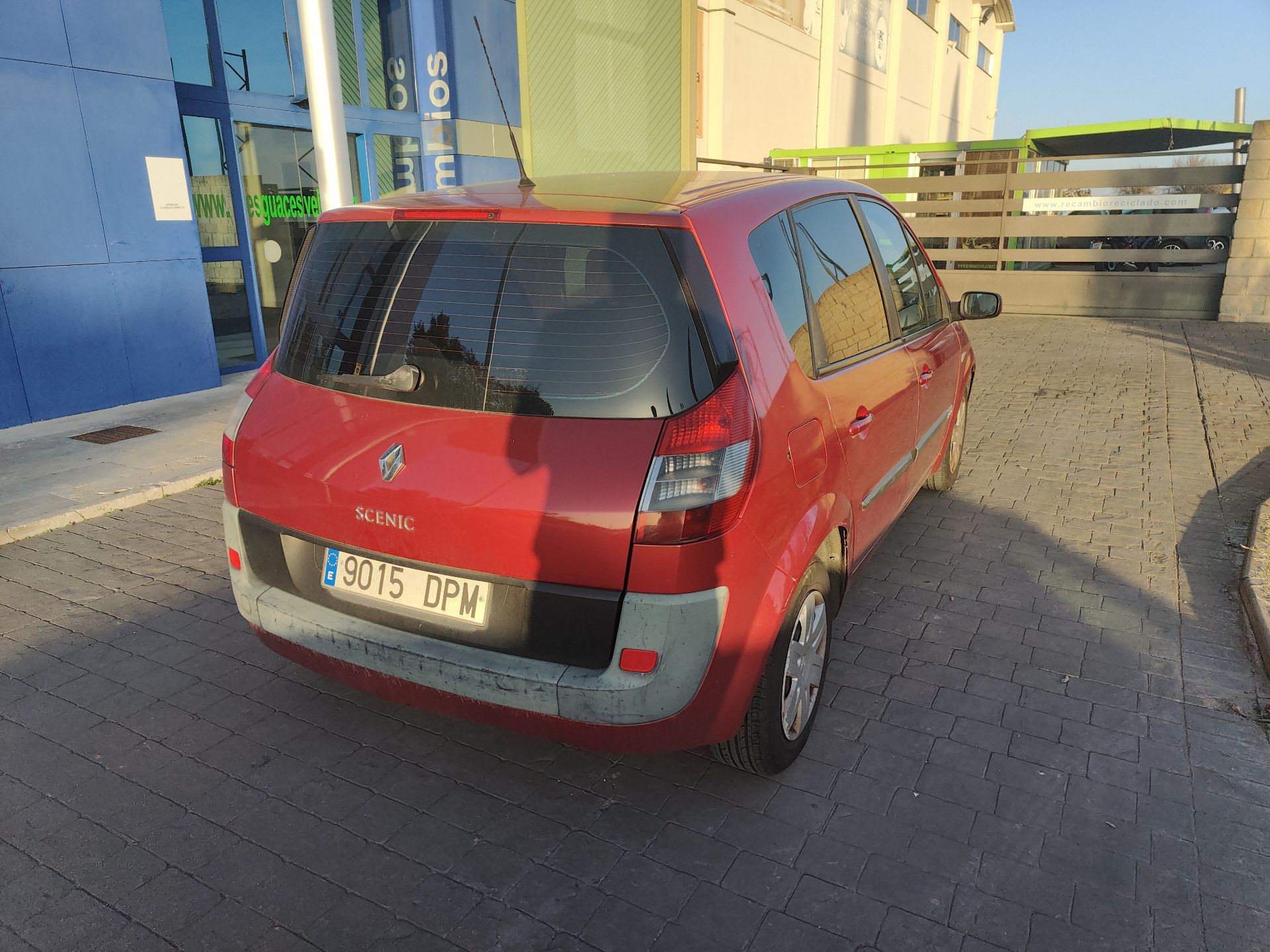 renault_scenic_ii_jm0_1