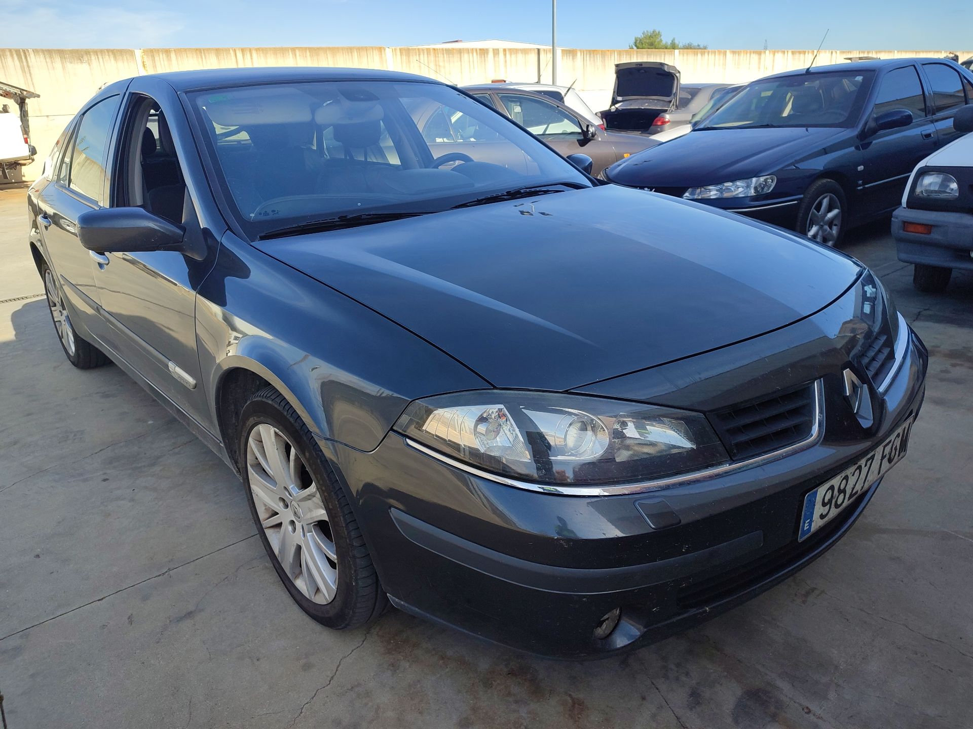renault_laguna_ii_bg0_1