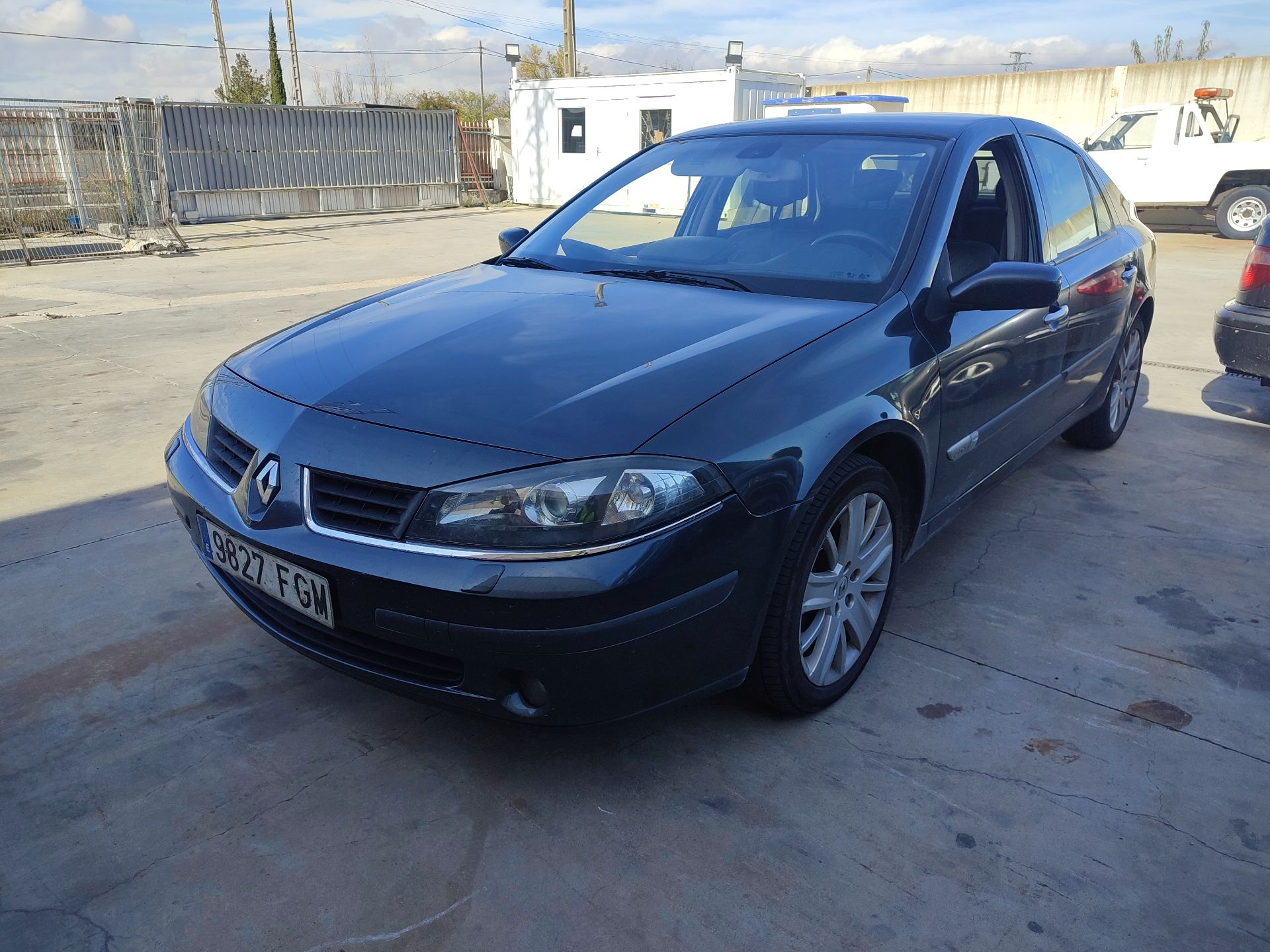 renault_laguna_ii_bg0_1