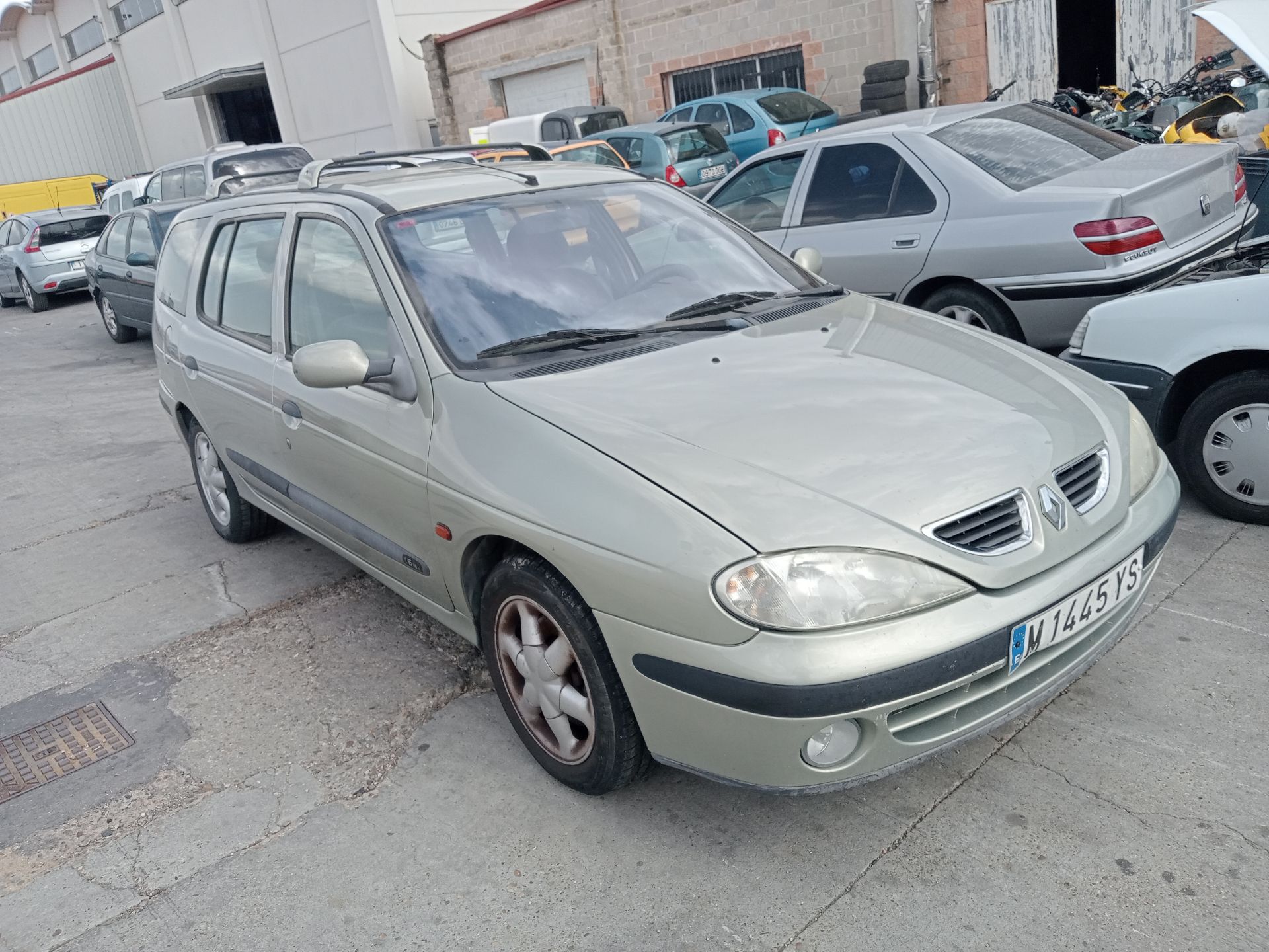 renault_megane_i_grandtour_ka0_1