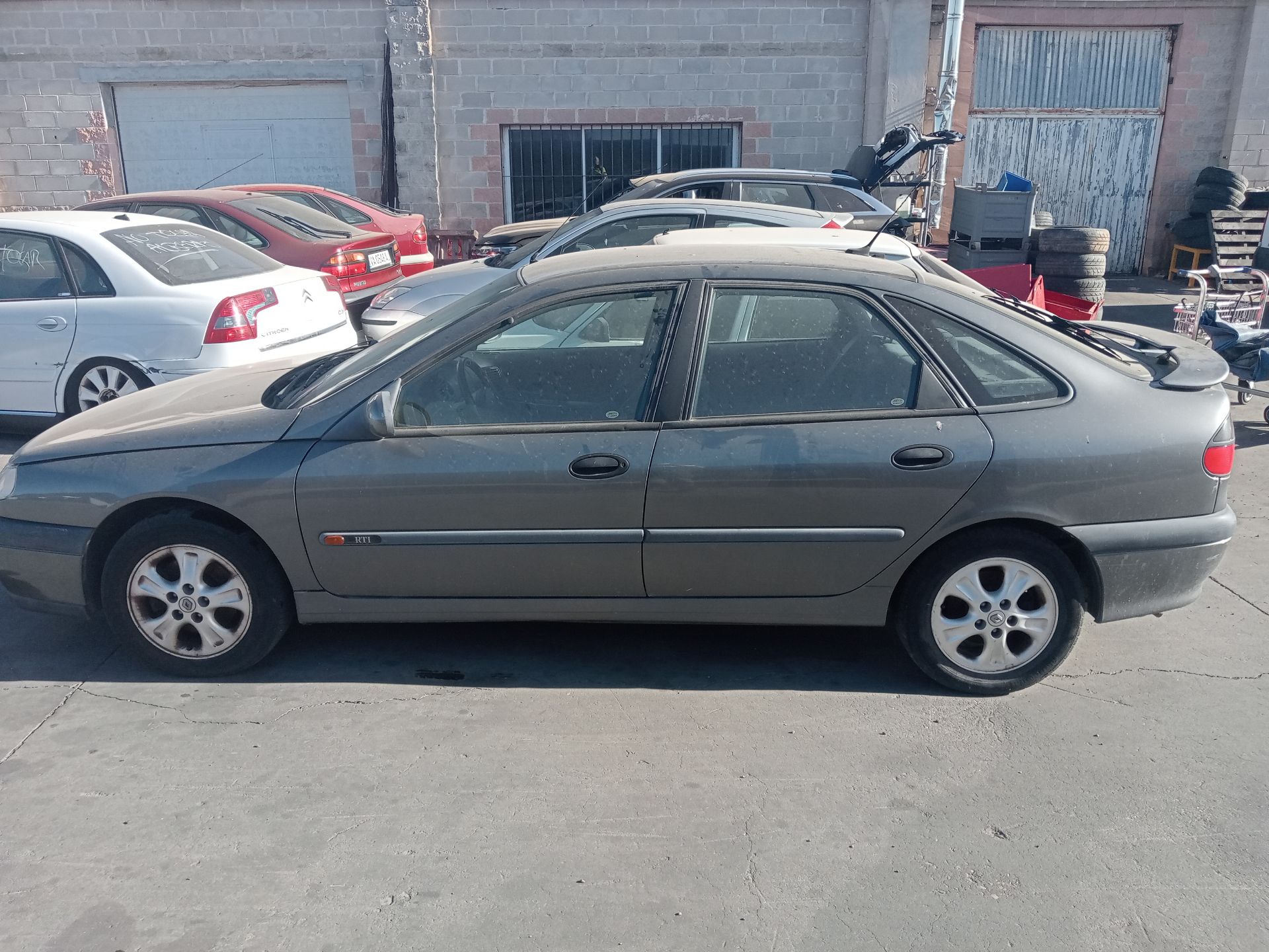 renault_laguna_i_b56_556