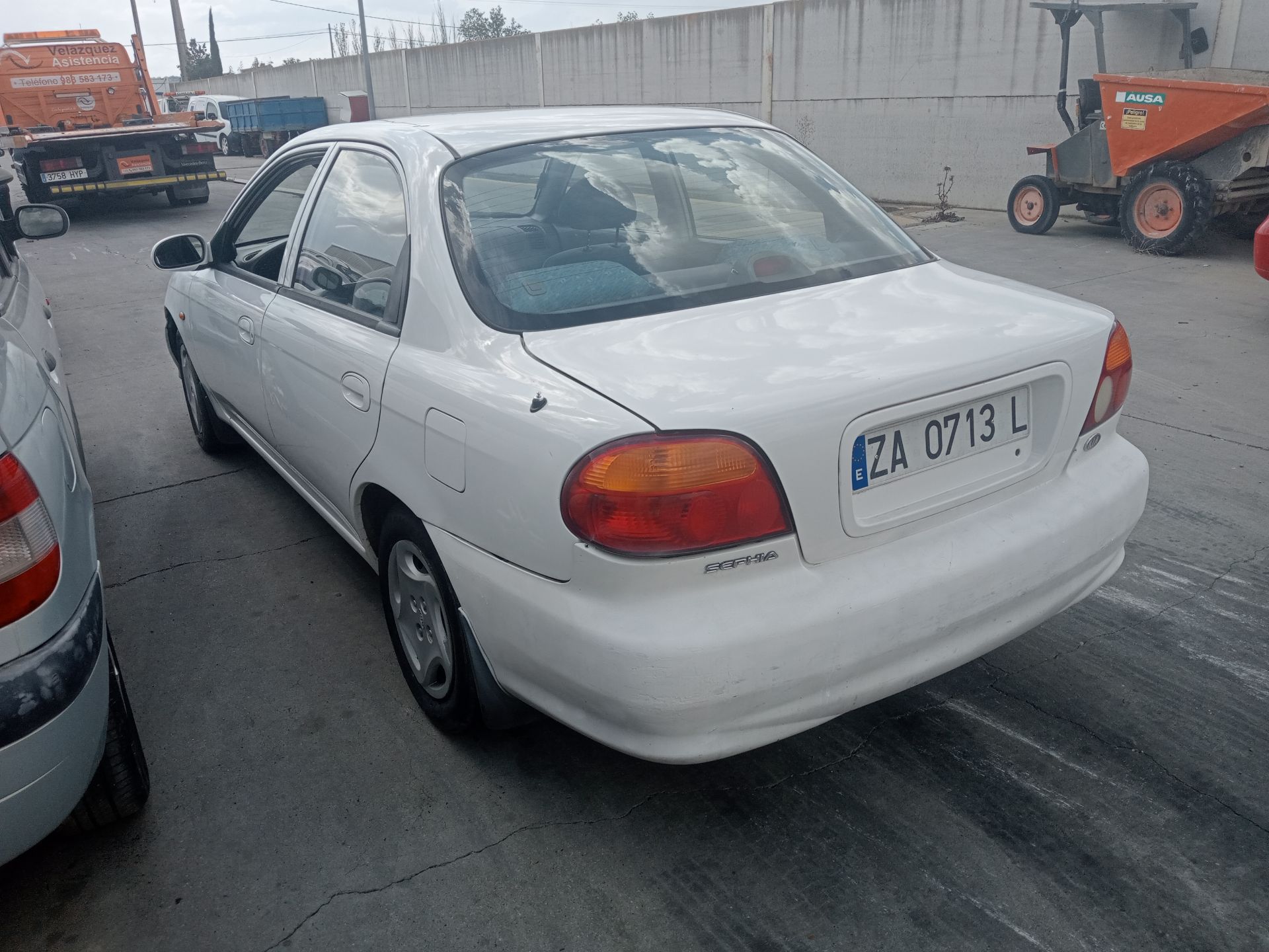 kia_sephia_sedan_fa