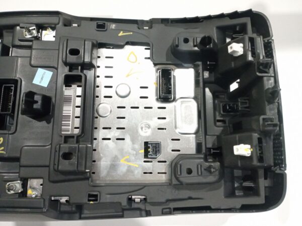 pantalla_multifuncion_280905347r682607429r682604036r1602297x_renault_scenic_iv_j9_1_3_tce_140