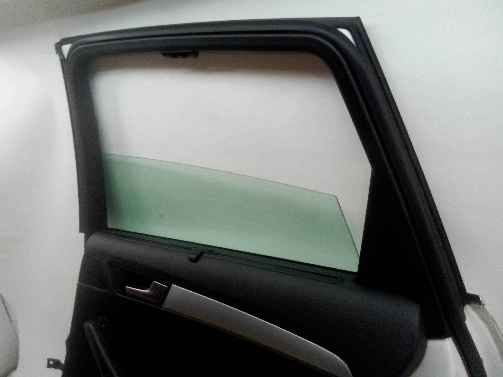 puerta_trasera_derecha_8r0833052b_audi_q5_8rb_2_0_tdi_quattro