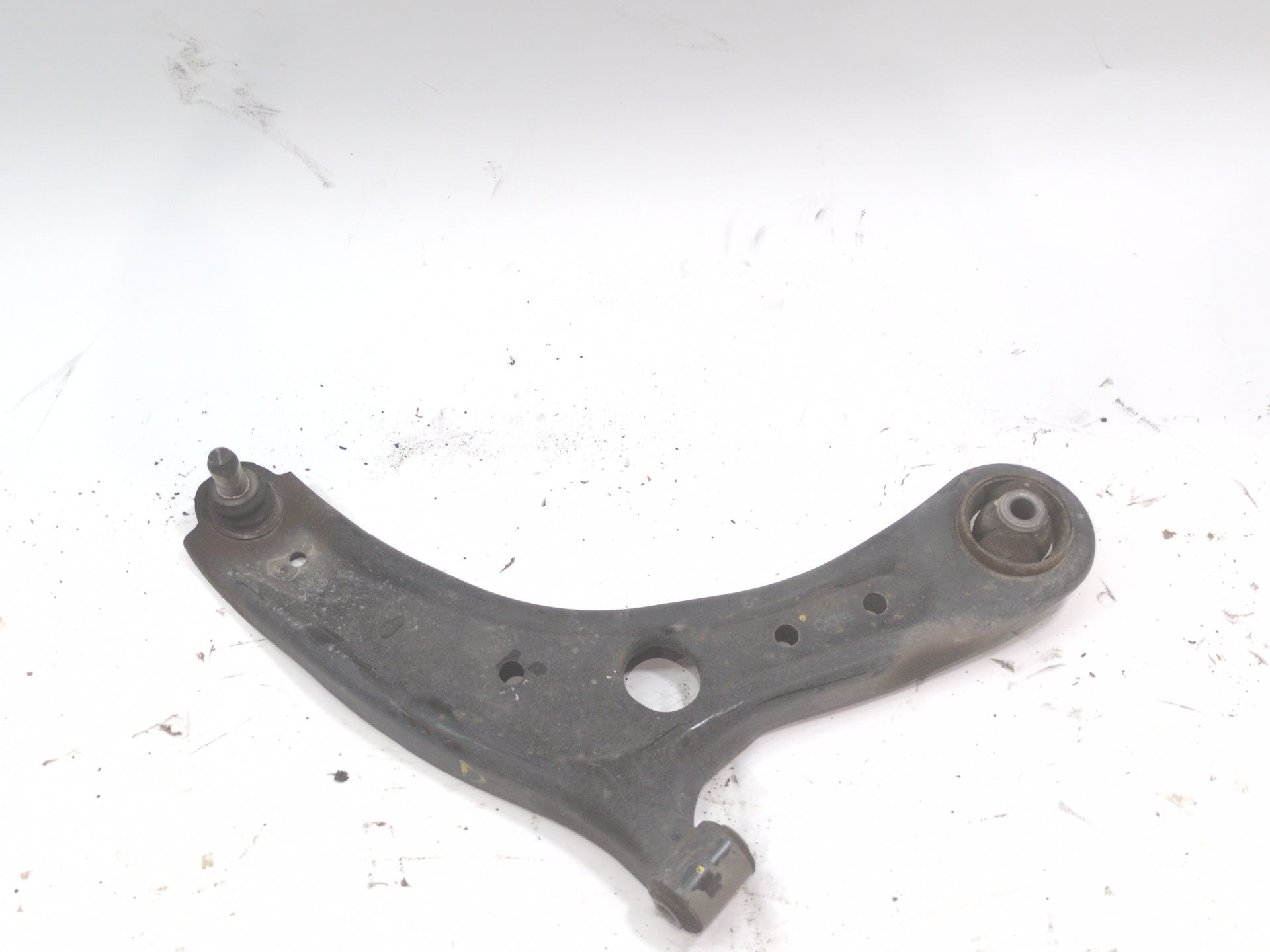 brazo_suspension_inferior_delantero_derecho_54501h8500_kia_stonic_yb_1_2_cvvt