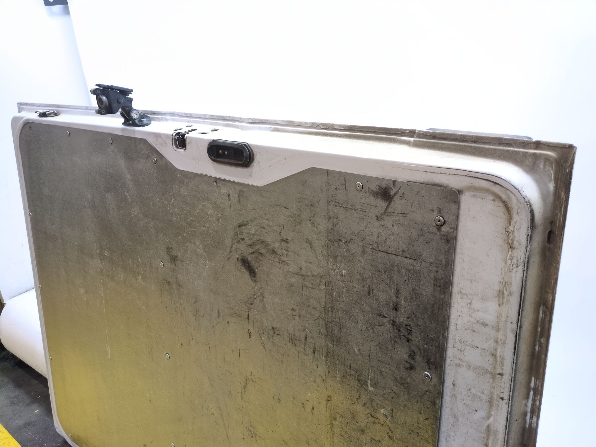 puerta_corredera_lateral_derecha_1612413780_1680540980_16_124_137_80_citr_n_jumper_iii_furgoneta_2_2_bluehdi_120