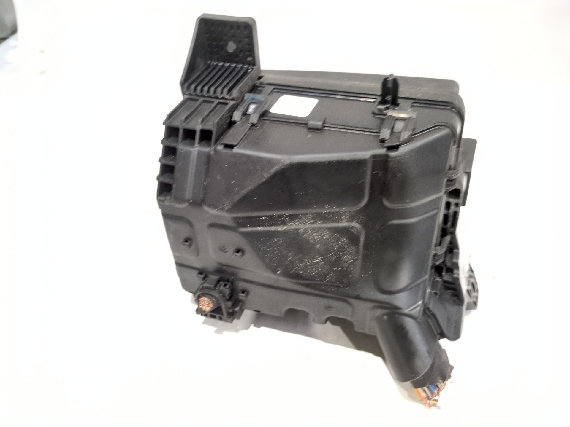 caja_reles_fusibles_91327h8270_91327_h8270_kia_stonic_yb_1_2_cvvt