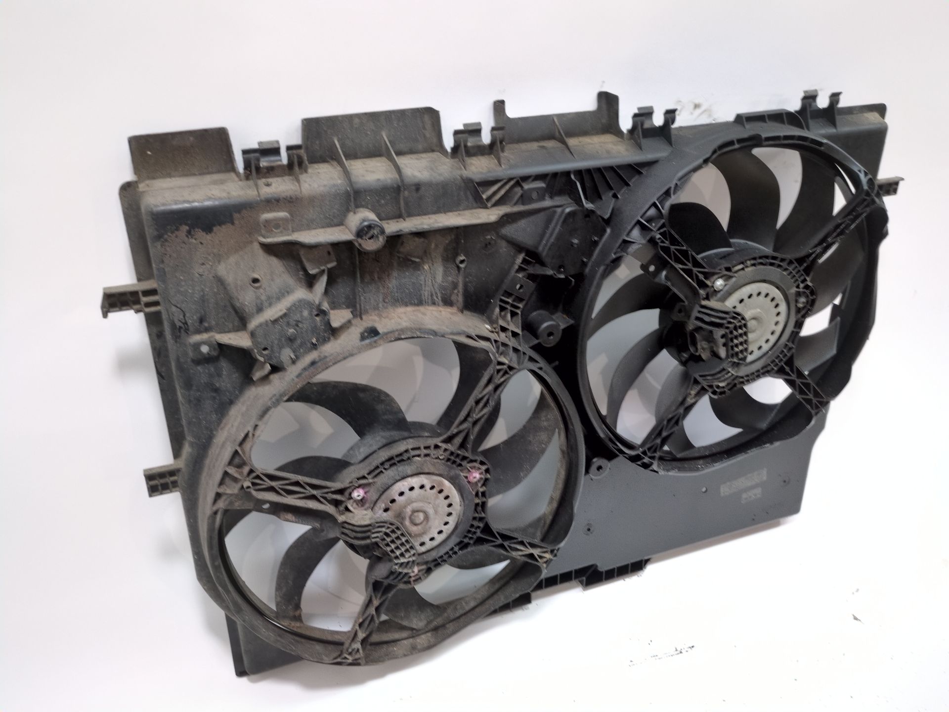 electroventilador_1250h4_1671210080_1250_h4_peugeot_boxer_furgoneta_2_2_hdi_110
