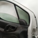 puerta_delantera_izquierda_9002z3_color_de_carroceria_ewp_pintura_blanco_banquise_9002_z3_citr_n_berlingo_multispace_b9_1_6_hdi