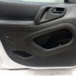 puerta_delantera_izquierda_9002z3_color_de_carroceria_ewp_pintura_blanco_banquise_9002_z3_citr_n_berlingo_multispace_b9_1_6_hdi