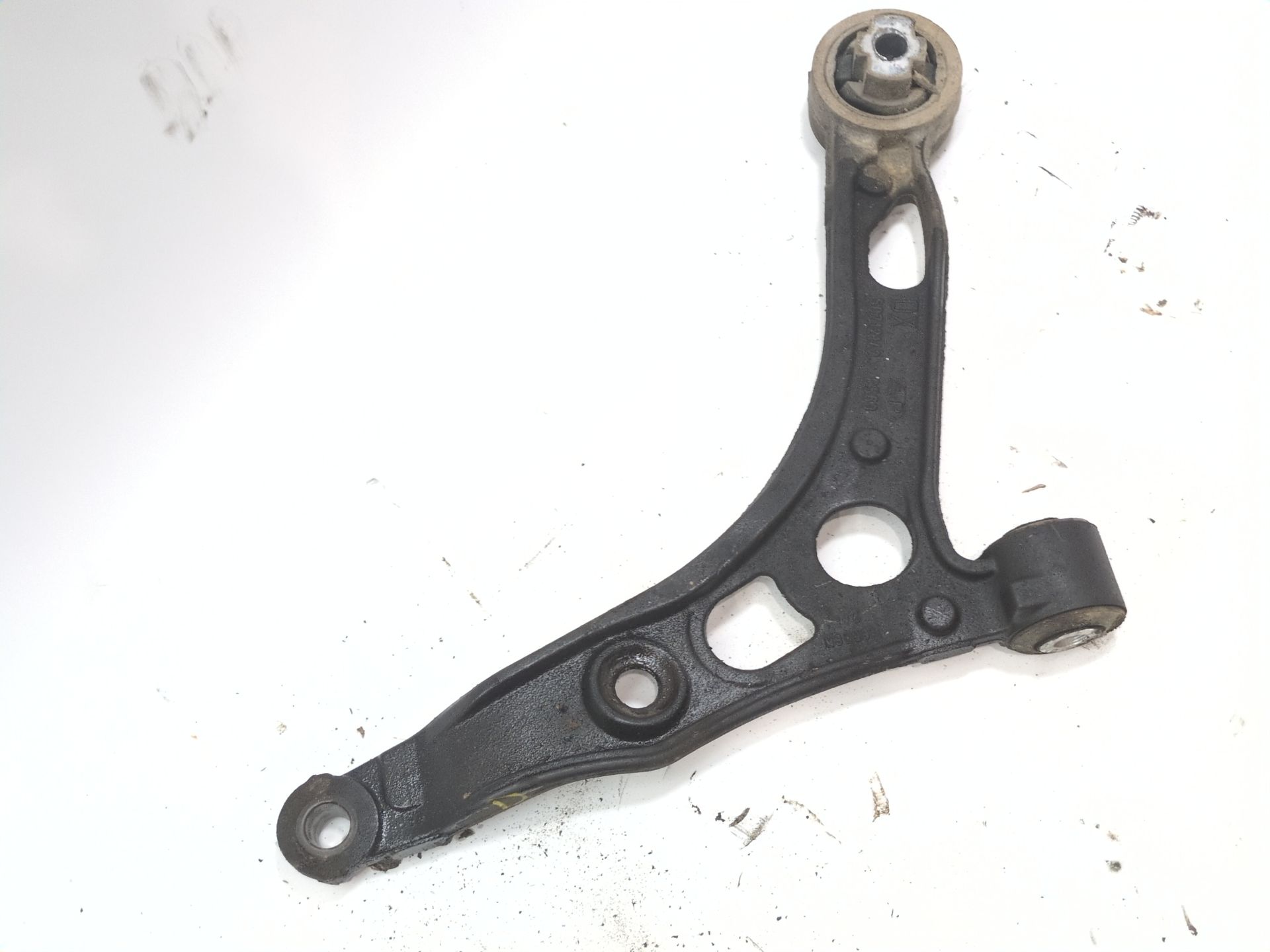 brazo_suspension_inferior_delantero_derecho_1612735580_16_127_355_80_peugeot_boxer_furgoneta_2_2_hdi_110