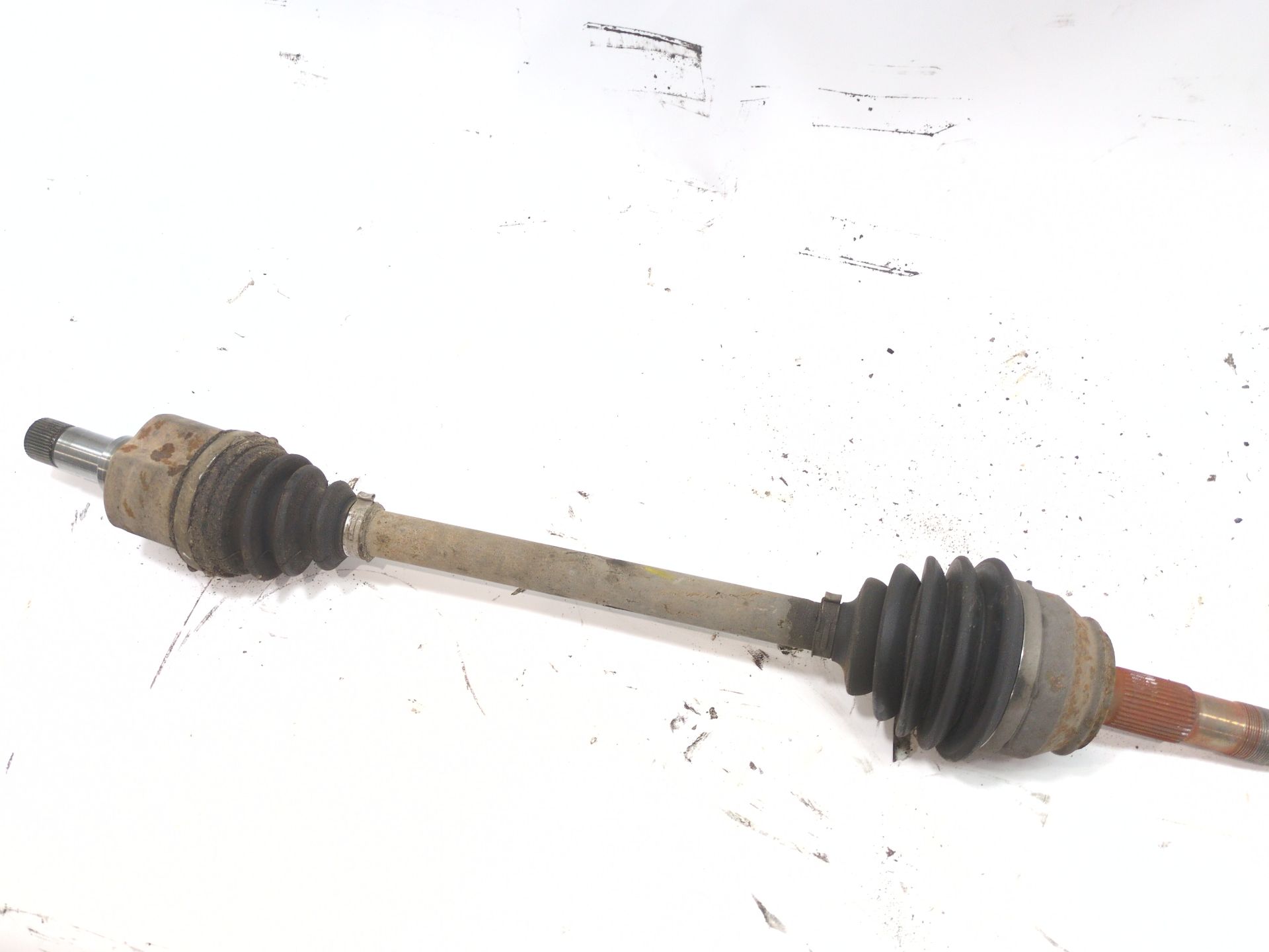 transmision_delantera_izquierda_sinreferencia_peugeot_boxer_furgoneta_2_2_hdi_110