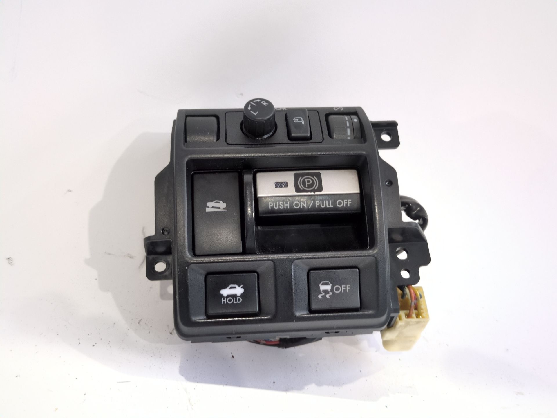 boton_freno_mano_83061aj000_subaru_legacy_v_bm_2_0_d_awd_bmd