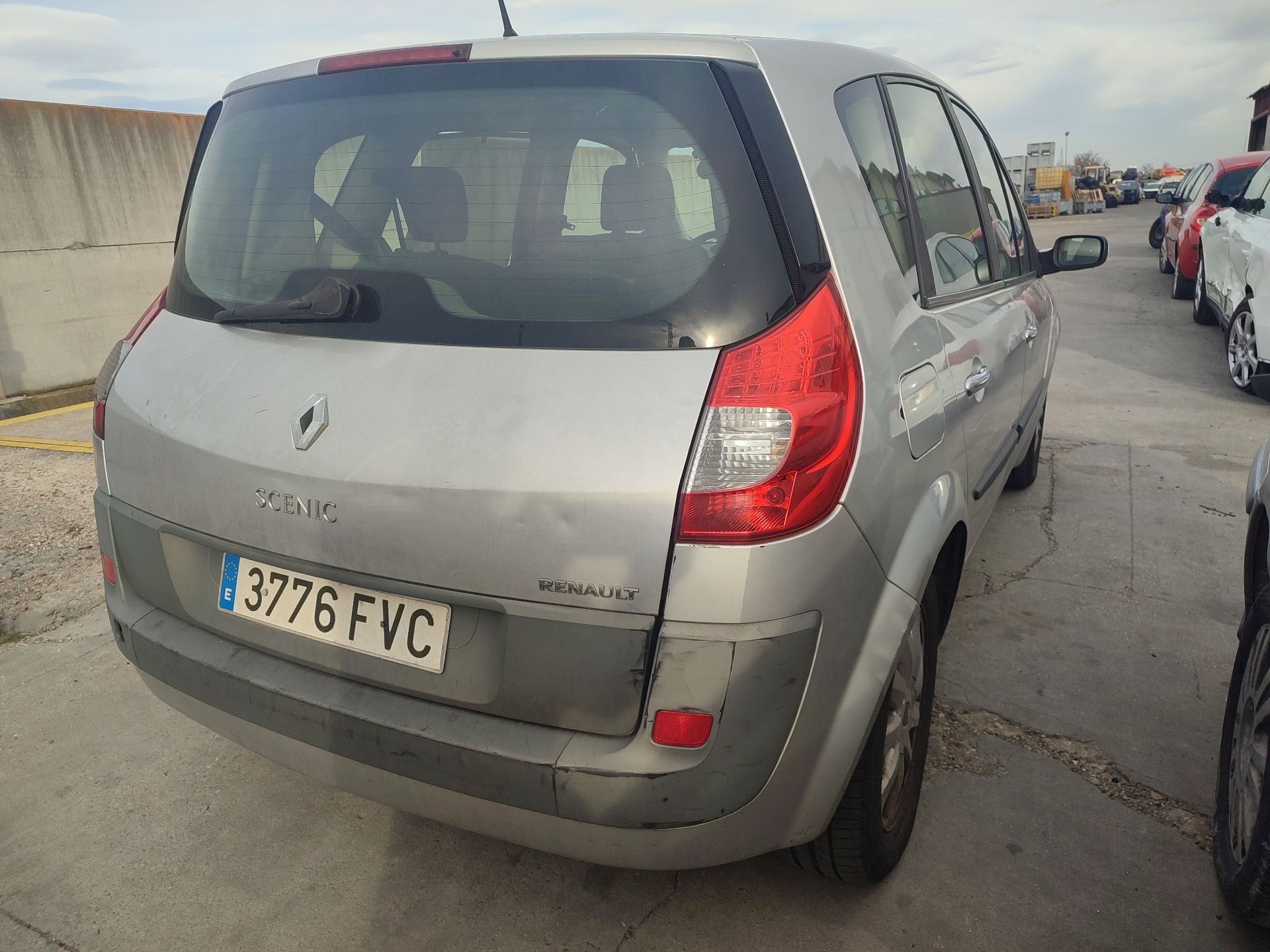 renault_scenic_ii_jm0_1