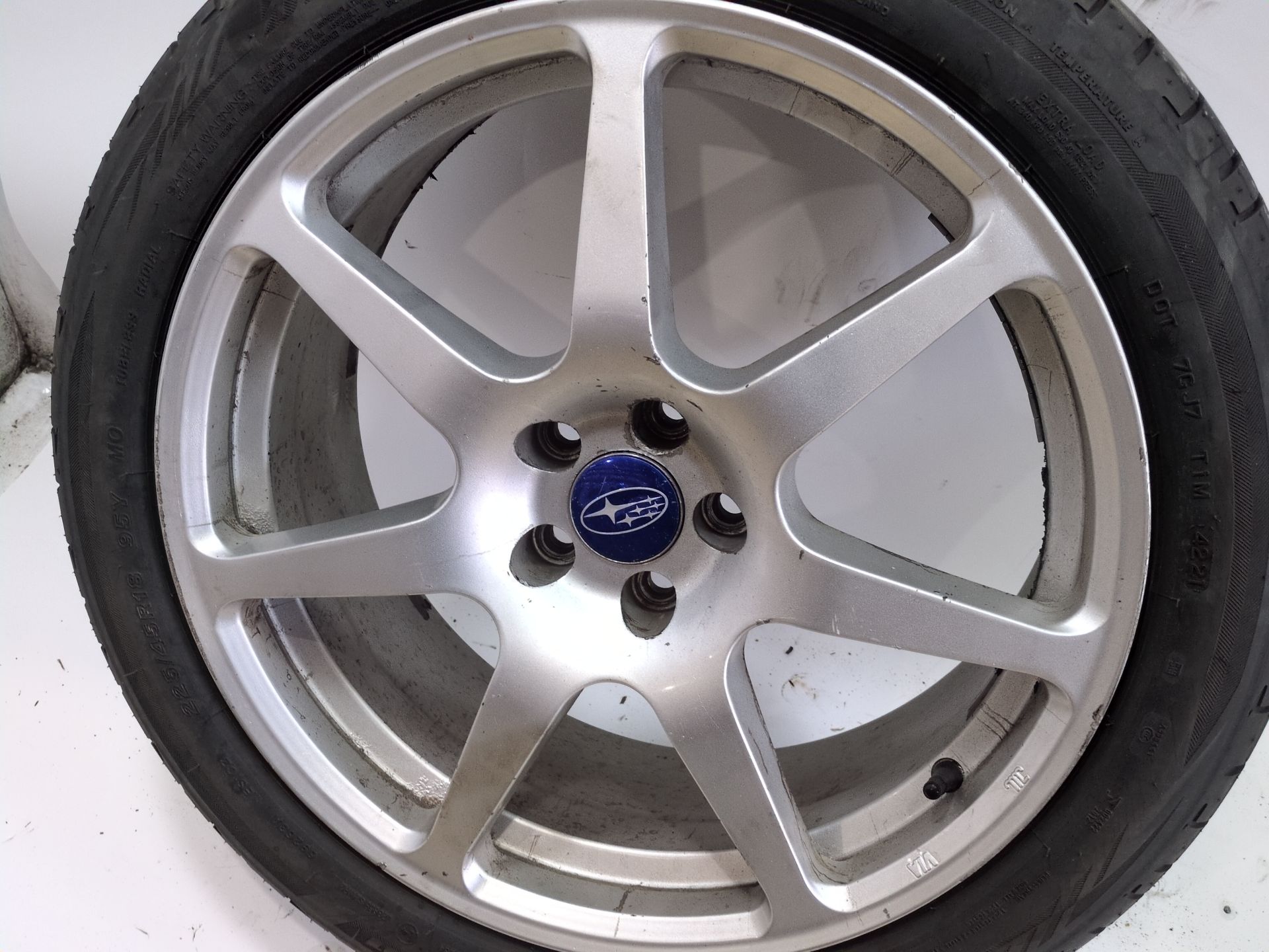 llanta_aluminio_ysm015h_18x71_2j_rd21c_subaru_legacy_v_bm_2_0_d_awd_bmd