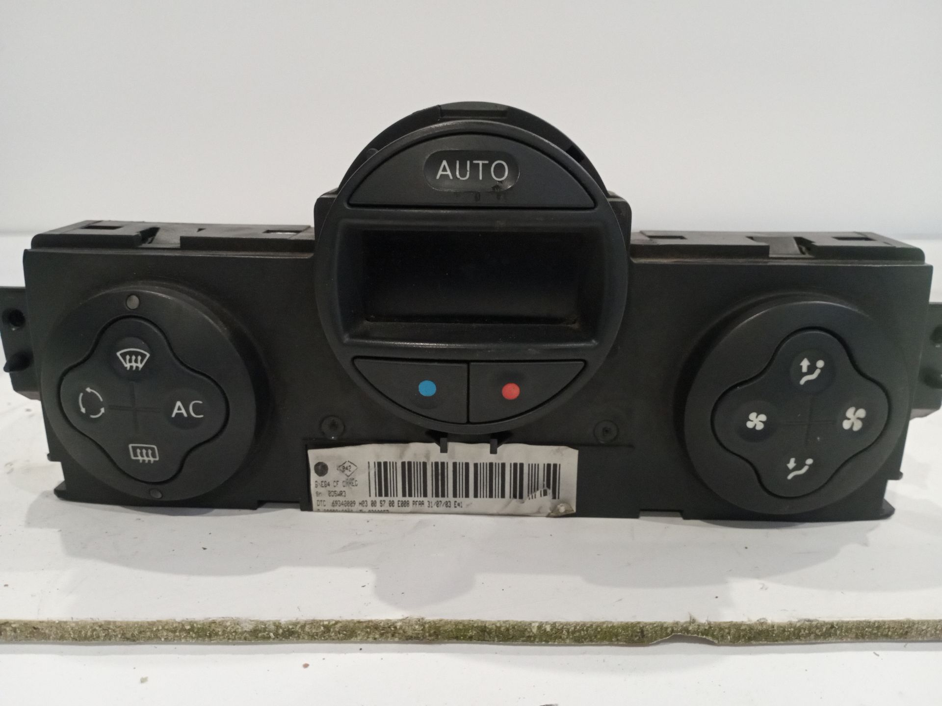 mando_climatizador_8200312940_renault_megane_ii_bm0_1_cm0_1_1_6_16v_fase_1