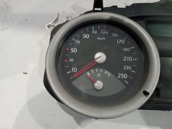 cuadro_instrumentos_8200399700_pcab017246_8200399700b_renault_megane_ii_bm0_1_cm0_1_1_6_16v_fase_1