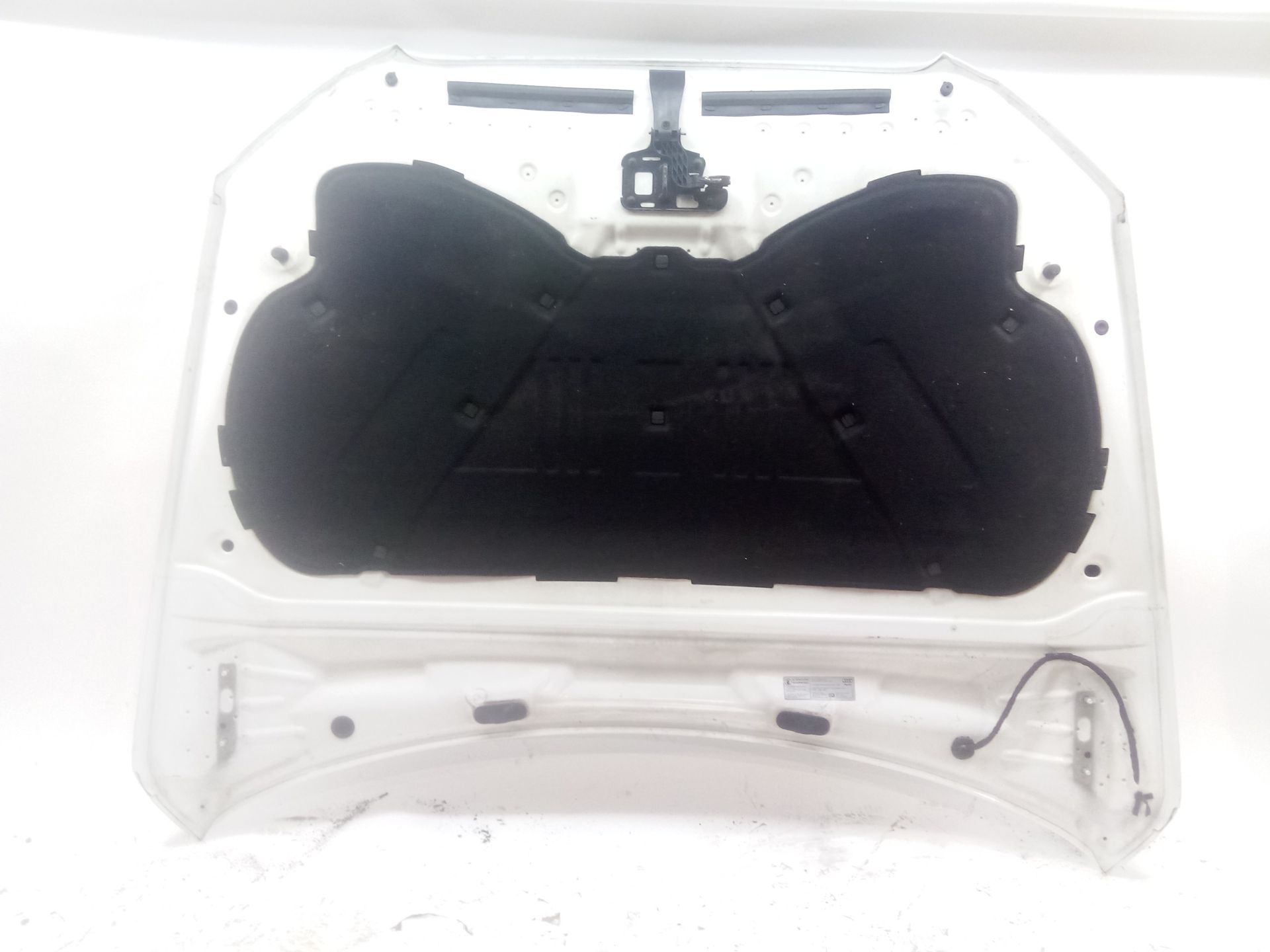 capot_8r0823029_color_exterior_n_de_pintura_t9_y9c_8r0_823_029_audi_q5_8rb_2_0_tdi_quattro