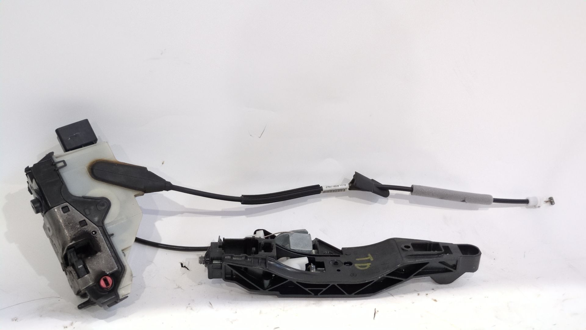 cerradura_puerta_trasera_derecha_9812501180_98_125_011_80_peugeot_208_i_ca_cc_1_2_vti_82