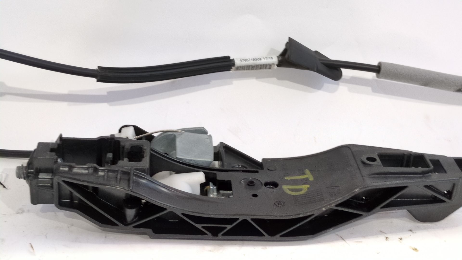 cerradura_puerta_trasera_derecha_9812501180_98_125_011_80_peugeot_208_i_ca_cc_1_2_vti_82