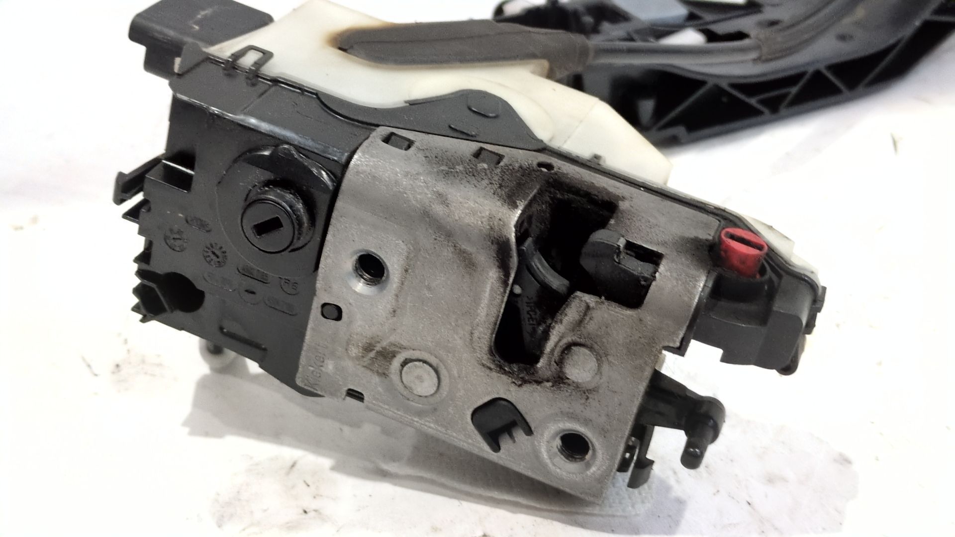 cerradura_puerta_trasera_derecha_9812501180_98_125_011_80_peugeot_208_i_ca_cc_1_2_vti_82