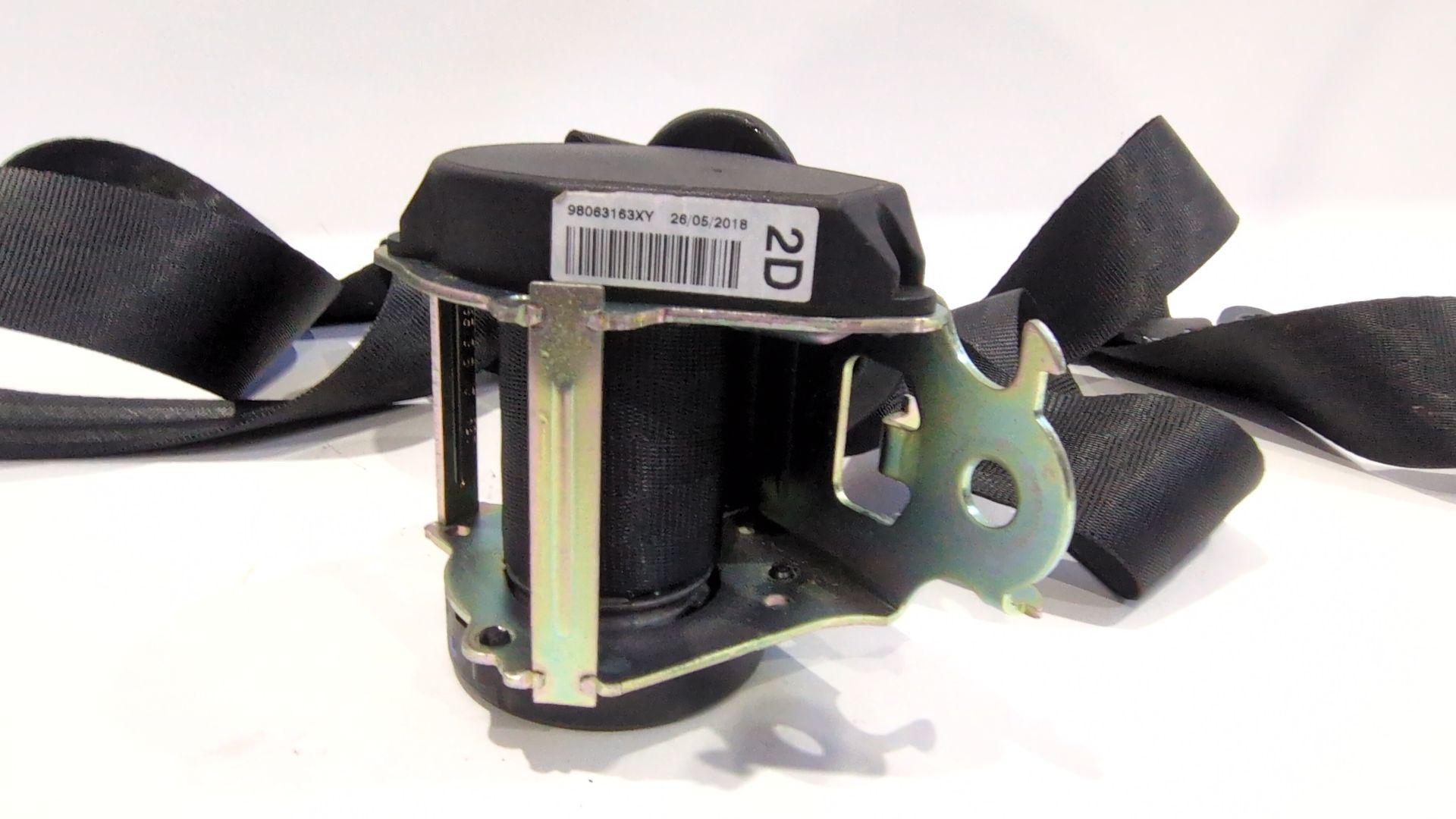 cinturon_seguridad_trasero_derecho_98063163xy_peugeot_208_i_ca_cc_1_2_vti_82