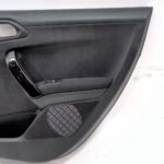 guarnecido_puerta_trasera_derecha_96763549zd_peugeot_208_i_ca_cc_1_2_vti_82