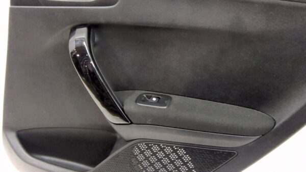 guarnecido_puerta_trasera_derecha_96763549zd_peugeot_208_i_ca_cc_1_2_vti_82