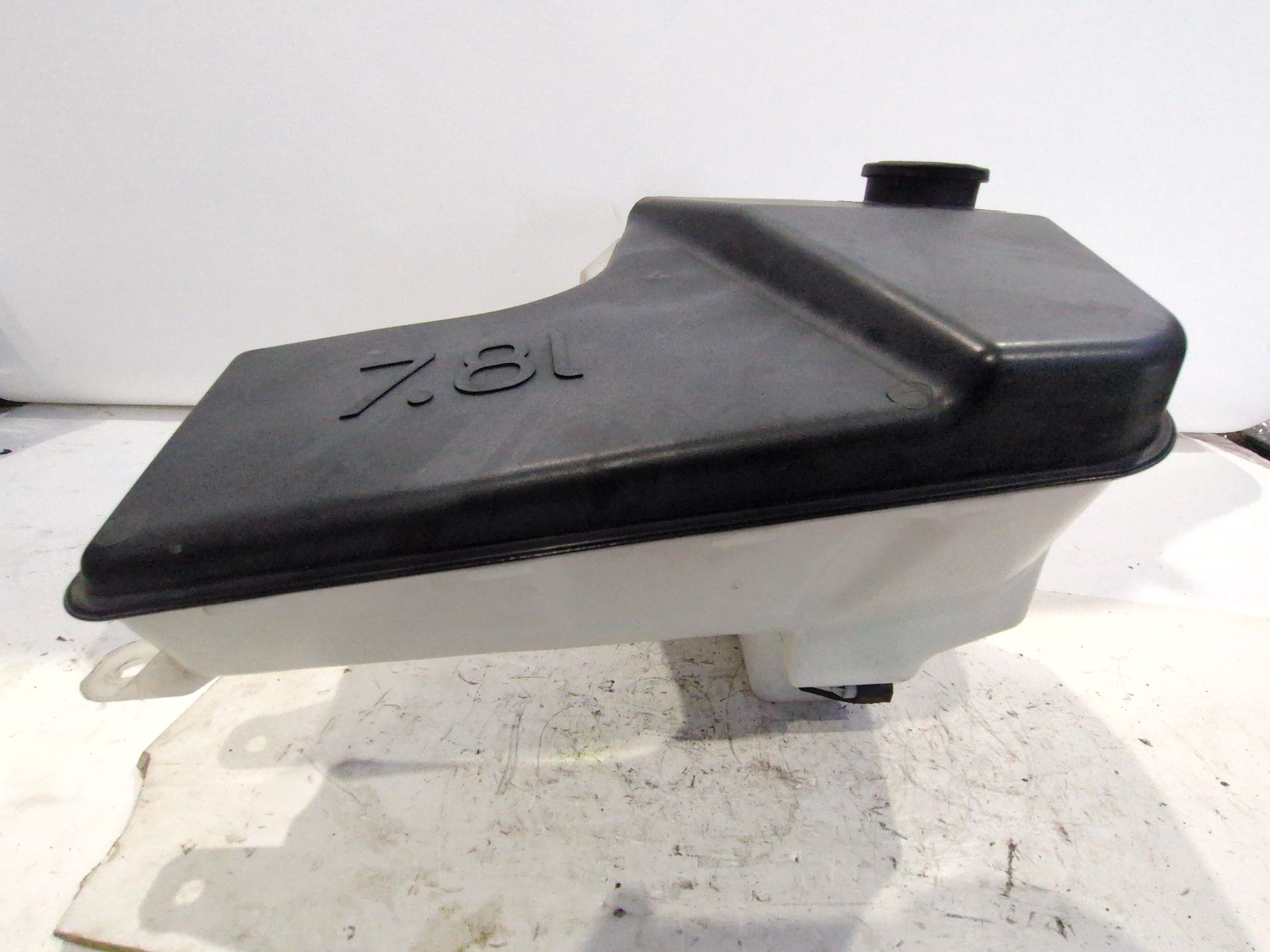 deposito_limpia_61678252738_bmw_x5_e53